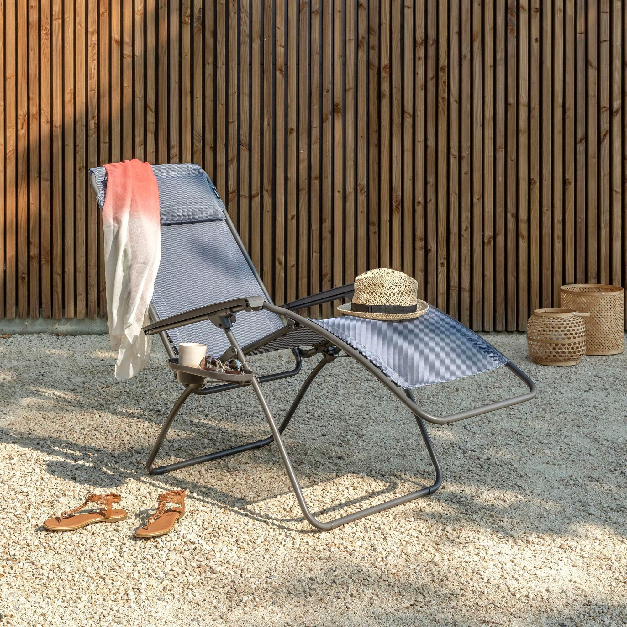 Lafuma MOBILIER - Fauteuil Relax Zéro Gravité R Clip - Chaise Longue Pliante Terrasse et Jardin - Toile Batyline Résistante - Transat Multiposition, Tout Confort, Fabriqué en France - Bleu Ocean