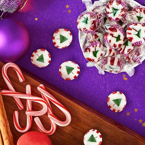 Miniatura 7 de Brach's Caramelo de turrón de menta para Navidad, caramelo de relleno de calcetín de Navidad, sabor clásico navideño, bolsa de 11 onzas