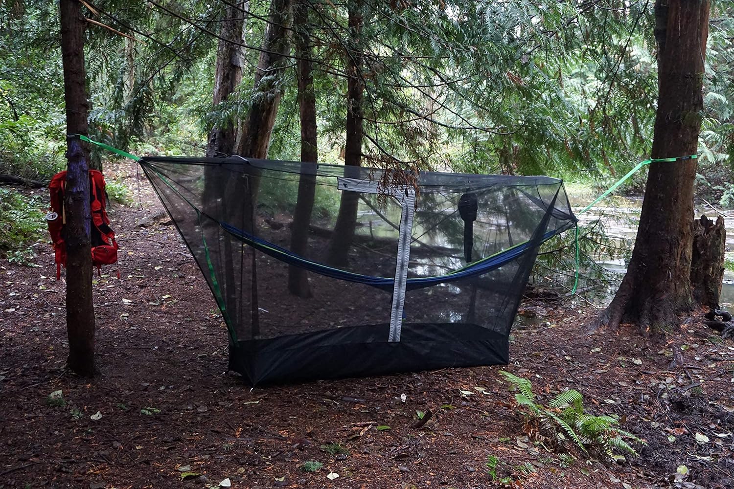 GRAND TRUNK Mozzy 360 Bug Net | 360° Hammock Mosquito Net with Bathtub Bottom, Spreader Bars & Stakes | Fits Most 11' Hammocks | Black