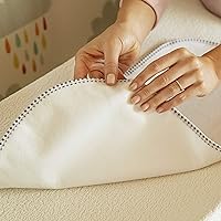 Vista 3 de 3 almohadillas impermeables para cambiador de bebé, de Munchkin. , 3 Count, Blanco