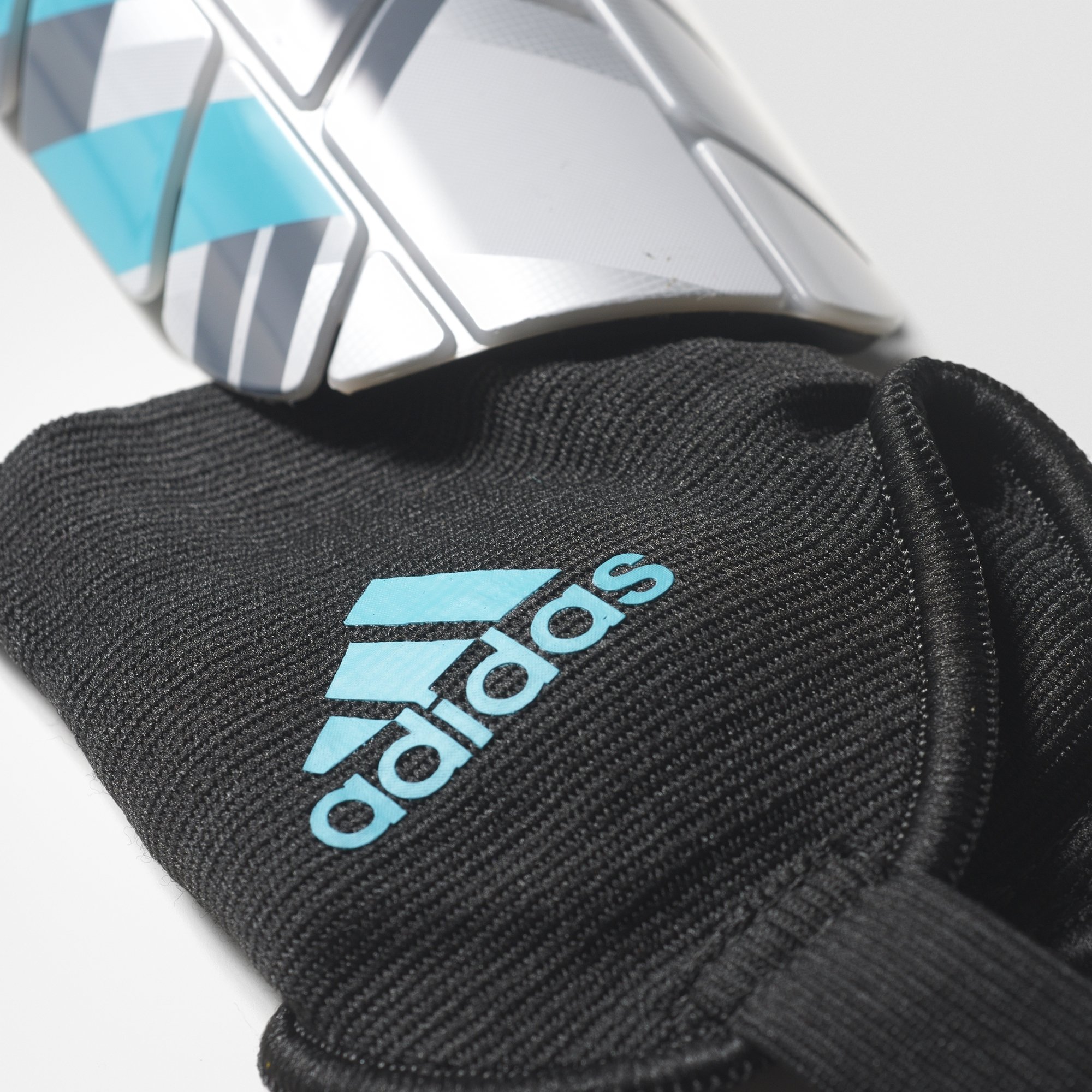adidas Performance fantasma Reflex Shin Guard - BS4132, Silver Metallic/Clear Onix/Energy Blue