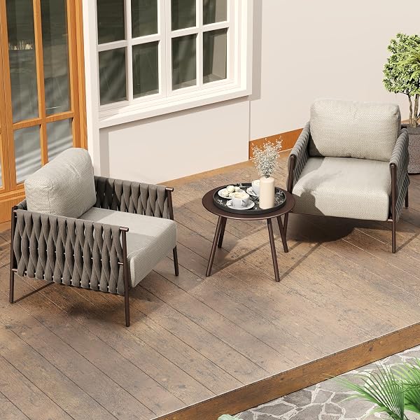 East Oak 3-Piece Patio Furniture Set with Armchairs and Coffee Table