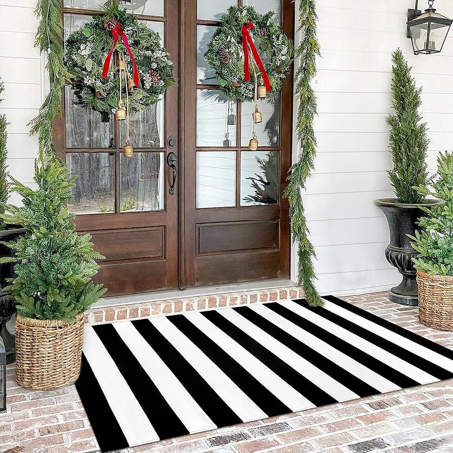 KILOCOCO Black White Striped Rug – 4’X6′ Entrance Door Mat Outside, Welcome Mats Rug Outside, Cotton Washable Entrance Porch Rug Layered Doormats for Entrance Porch/Farmhouse/Entryway
