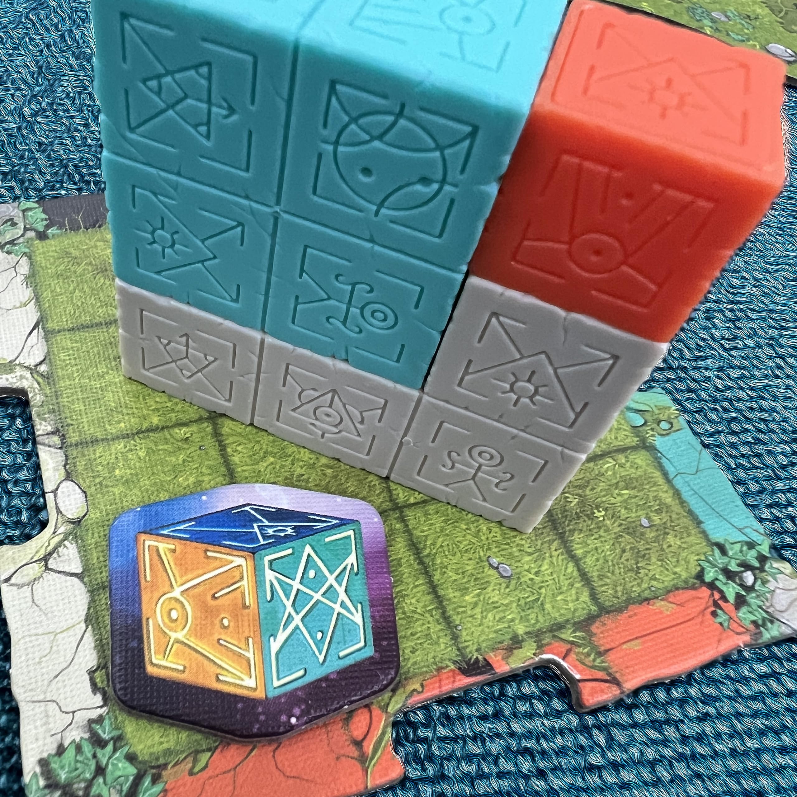 Asmodee: Monolyth, Gioco da Tavolo, 1-4 Giocatori, 8+ Anni, Edizione in Italiano