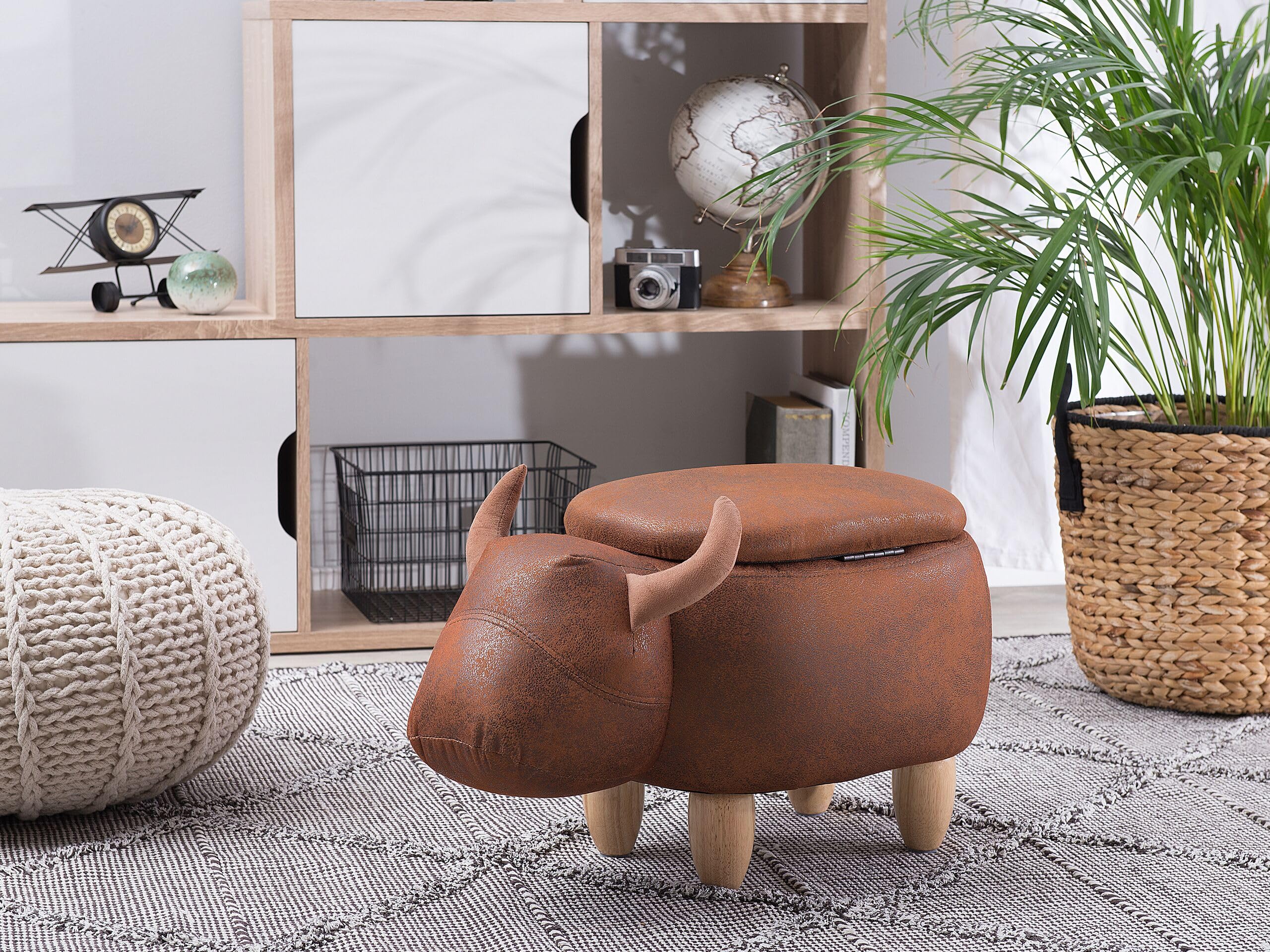 Beliani Sgabello Bambini Forma Mucca Ecopelle Marrone Imbottita Gambe Legno