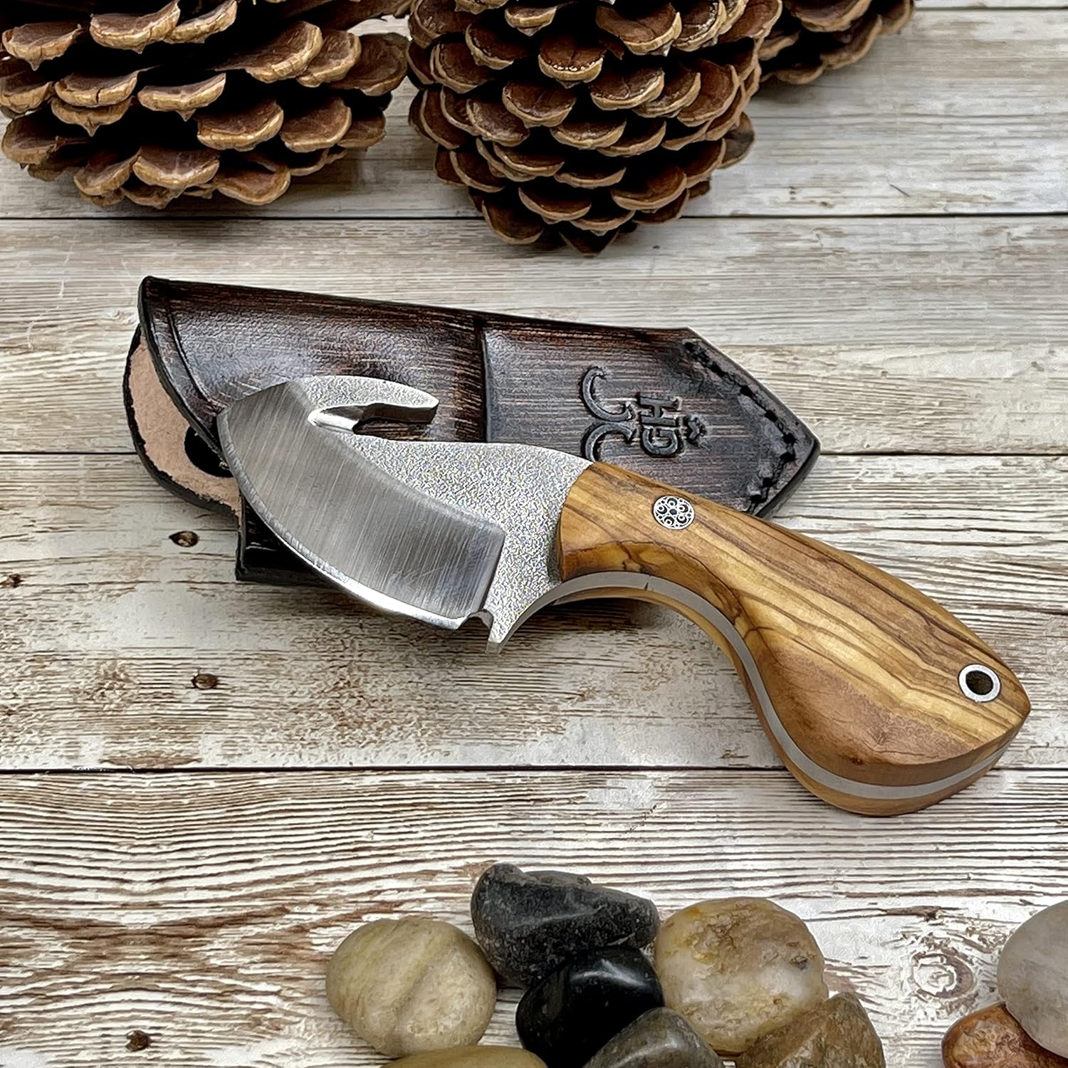 CLARK OLIVE HANDLE, N690 BOHLER STEEL BLADE, LEATHER SHEATH