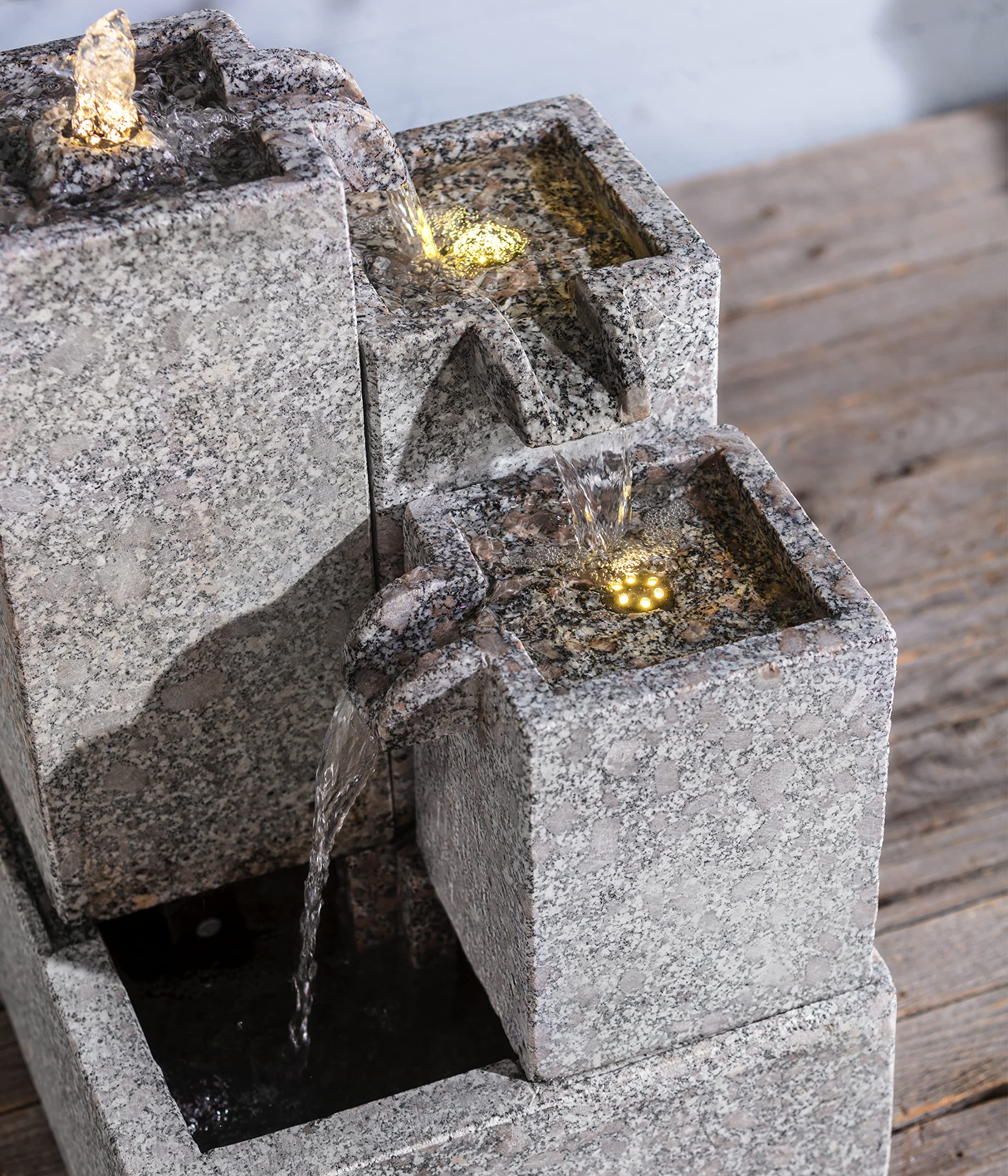 Dehner Gartenbrunnen Cascada mit LED Beleuchtung, ca. 65 x 43 x 43 cm, Granit, grau