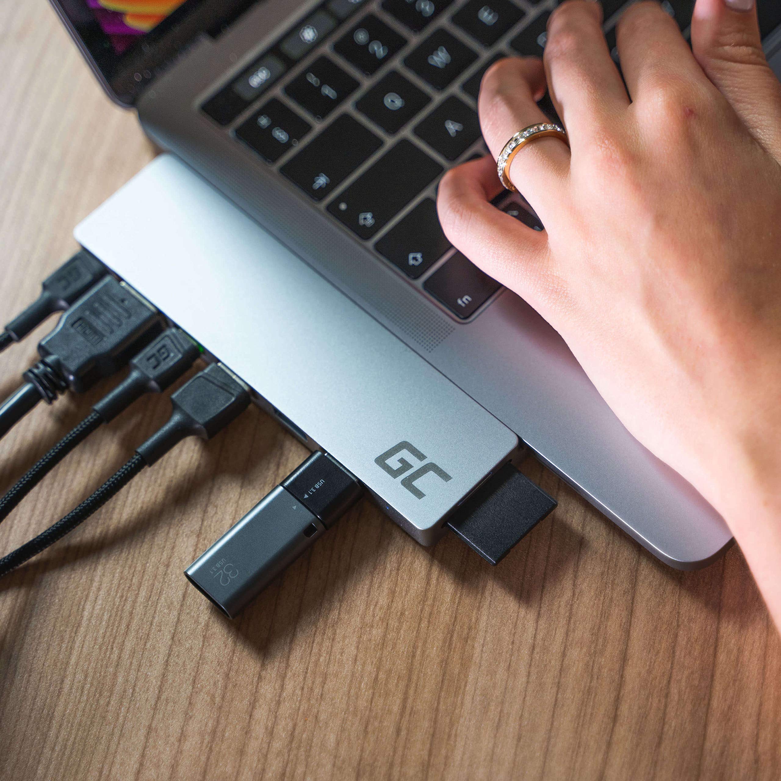 Green Cell Connect60 HUB USB-C 8im1 Adapter Dockingstation(Thunderbolt 3 (4K 60Hz), USB-C, 3xUSB 3.0, HDMI, microSD, SD) Power Delivery 100W für MacBook Pro 13" / 15" (2016/2017/2018/2019), Air (2019)
