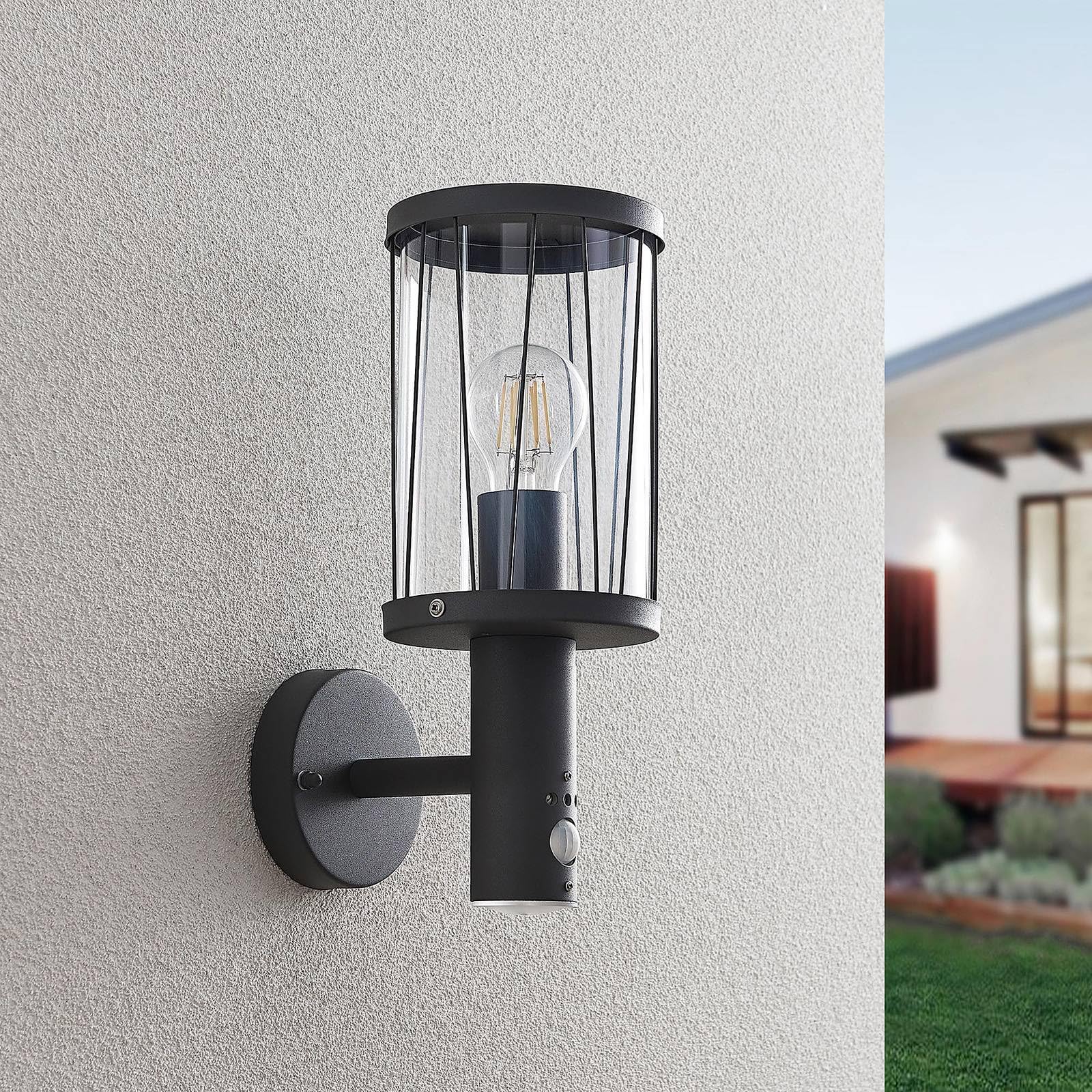 Lindby Applique extérieure Yonan (Moderne) en Noir Inox (1 lampe,à E27), pour mur extérieur/façade de maison terrasse und balcon