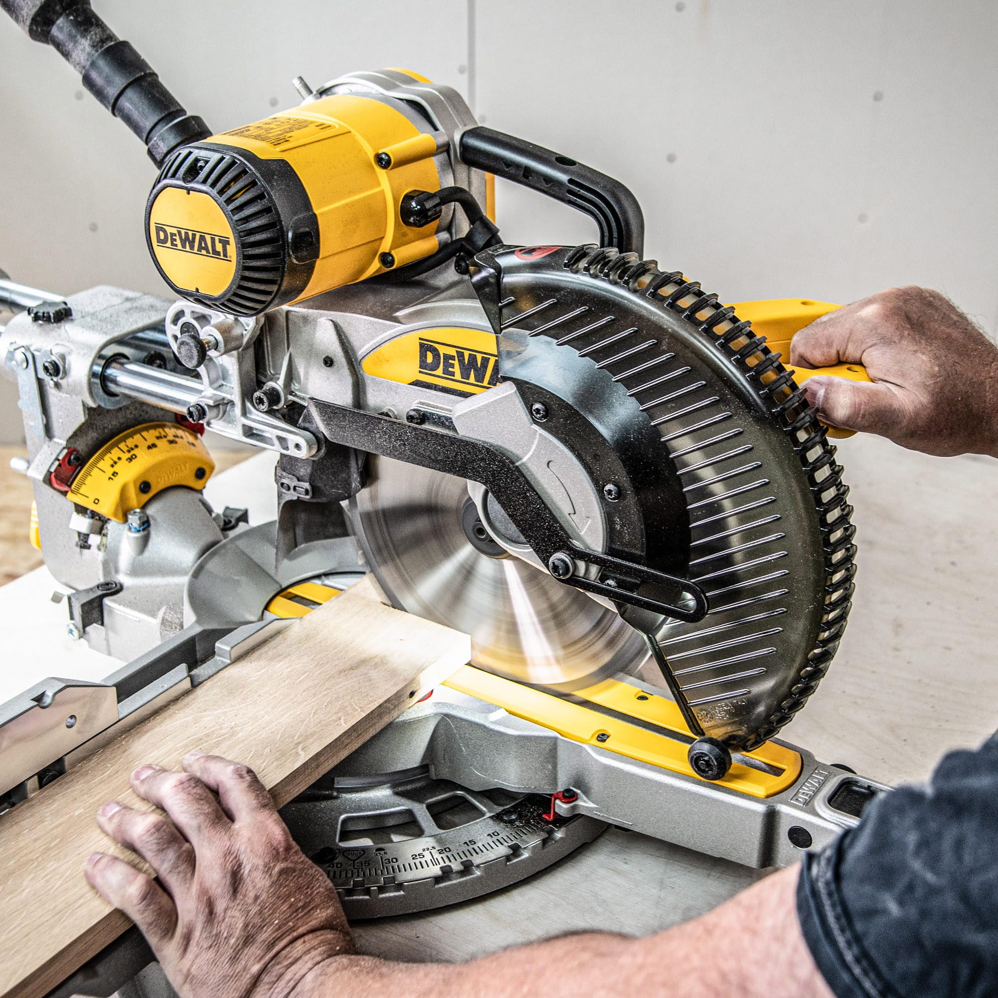 Trend Wood brzeszczot do piły ukośnej, średnica 254 mm, otwór 30 mm, 60 zębów, szczelina cięcia 3 mm, hak -5°, TCT, cienka powierzchnia, CSB/CC25460