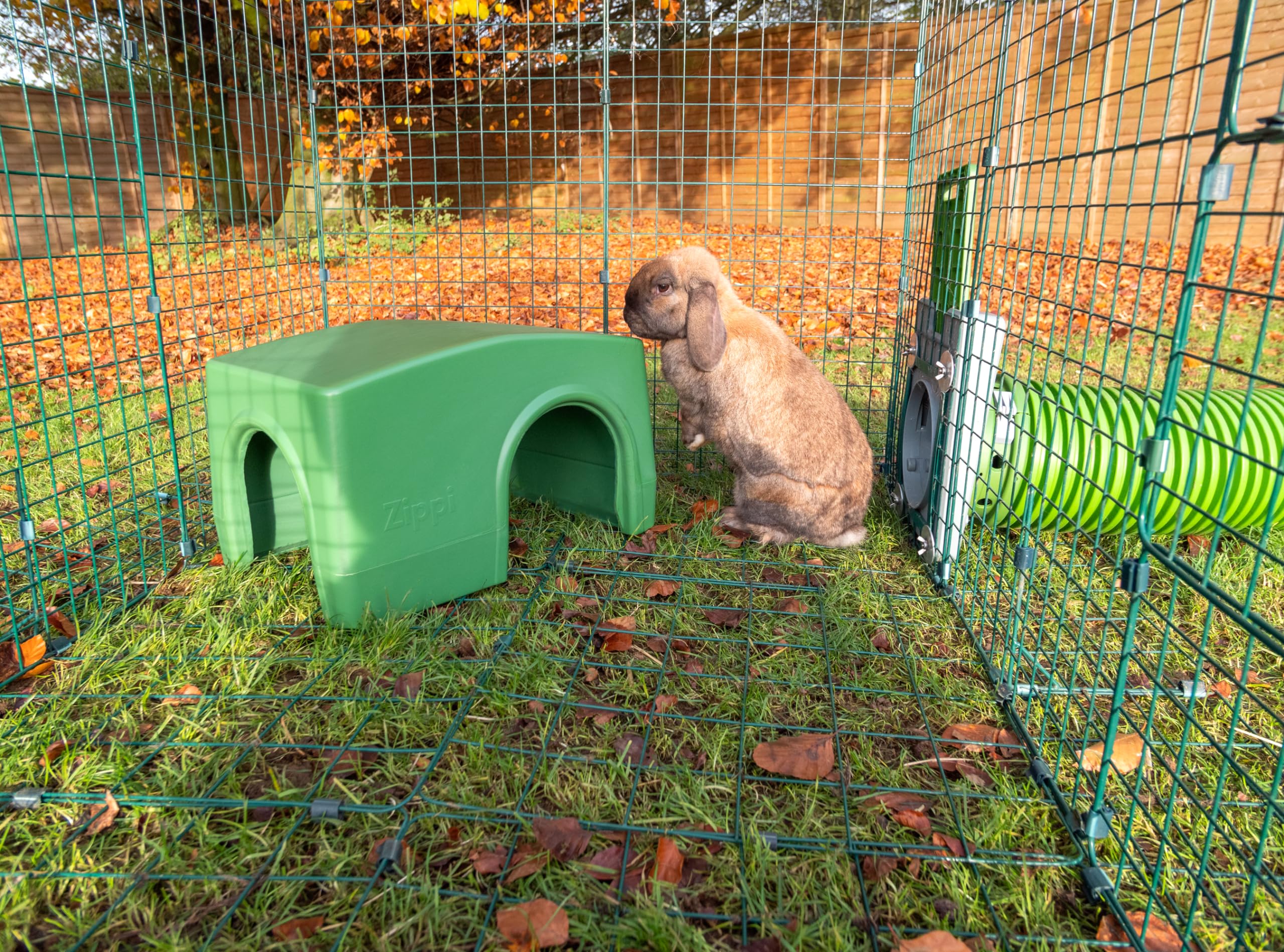Bunny Run Zippi Rabbit Hideout - Weatherproof Shelter With Dual ...