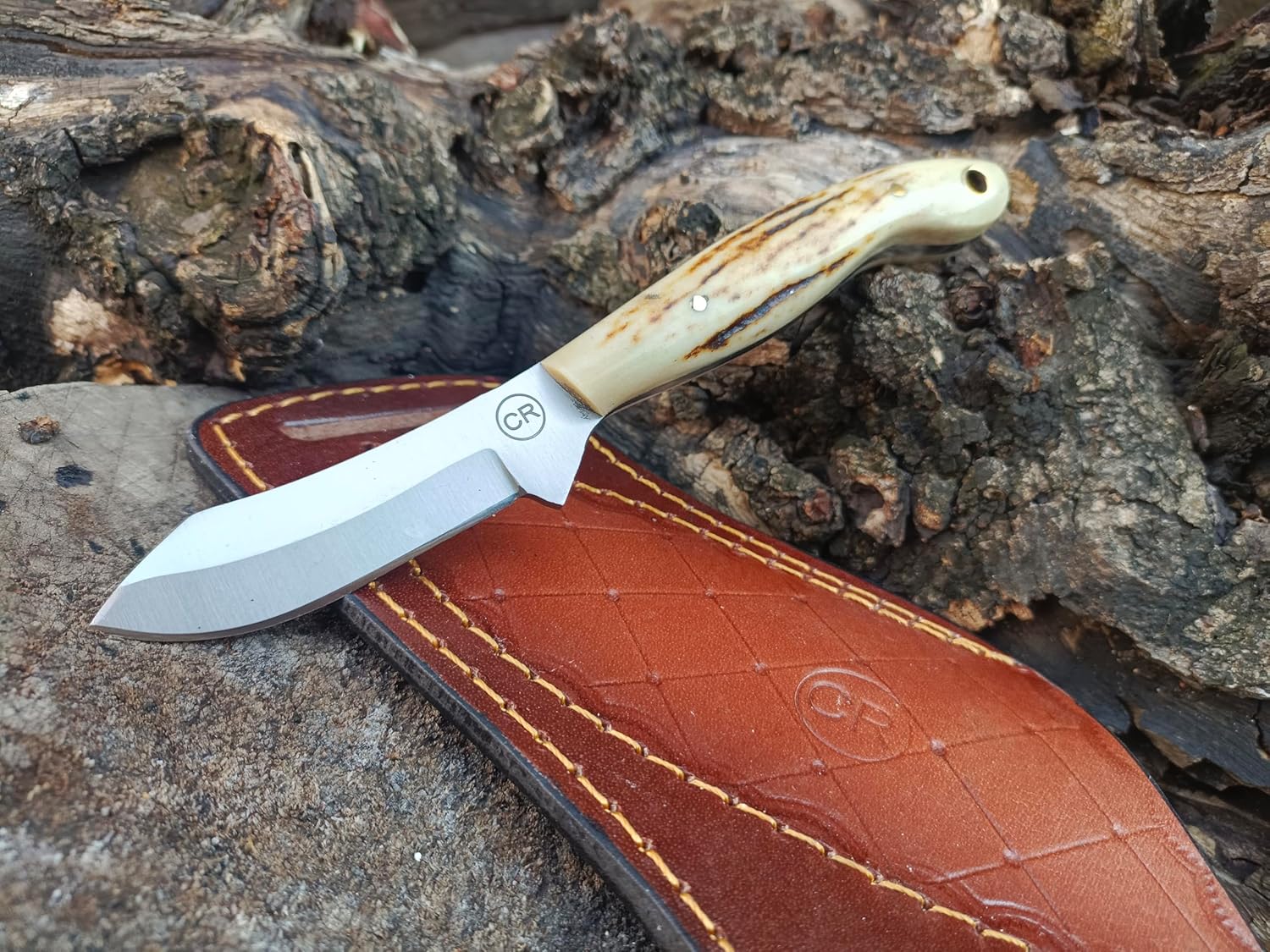 7" Handmade Fixed Blade Cowboy Skinner/Hunting knife with Leather Sheath, Stainless Steel Razor Sharp Blade and Stag Handle for Hunting, Bushcrafting, Camping and Hiking, Fighting, Fishing, Defending, Kitchen,,