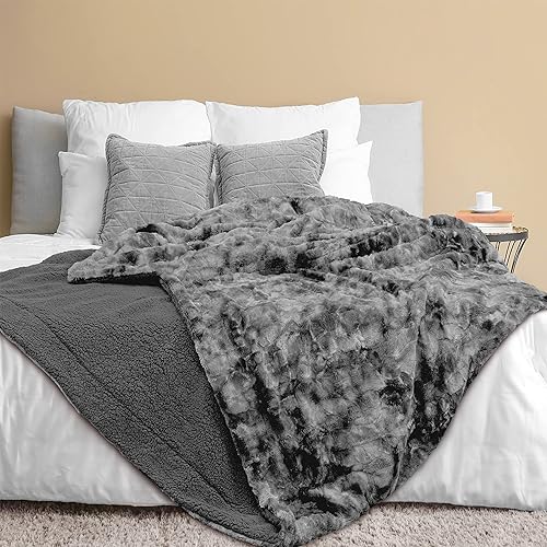 PAVILIA Manta de cama de piel sintética suave y mullida, tamaño King teñido anudado, manta de sherpa cálida y esponjosa para cama, sofá, sofá, manta