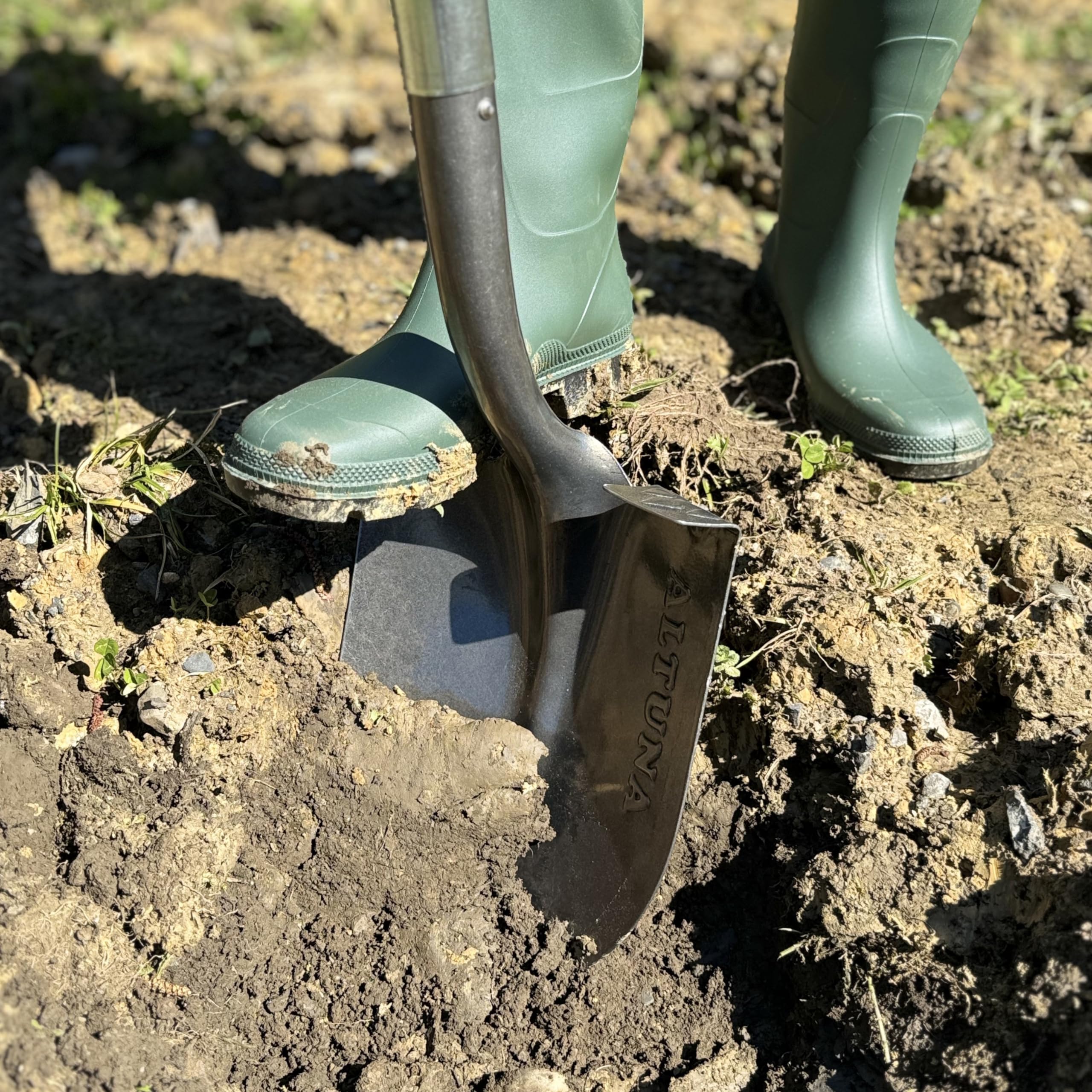 Pala di Giardinaggio di Alta Resistenza - 25 x 29 x 105 cm - Modello Professionale - Capacità Extra Forte con Manico in Fibra di Vetro - Testa Forgiata - Ideale per Lavori e Agricoltura - Altuna