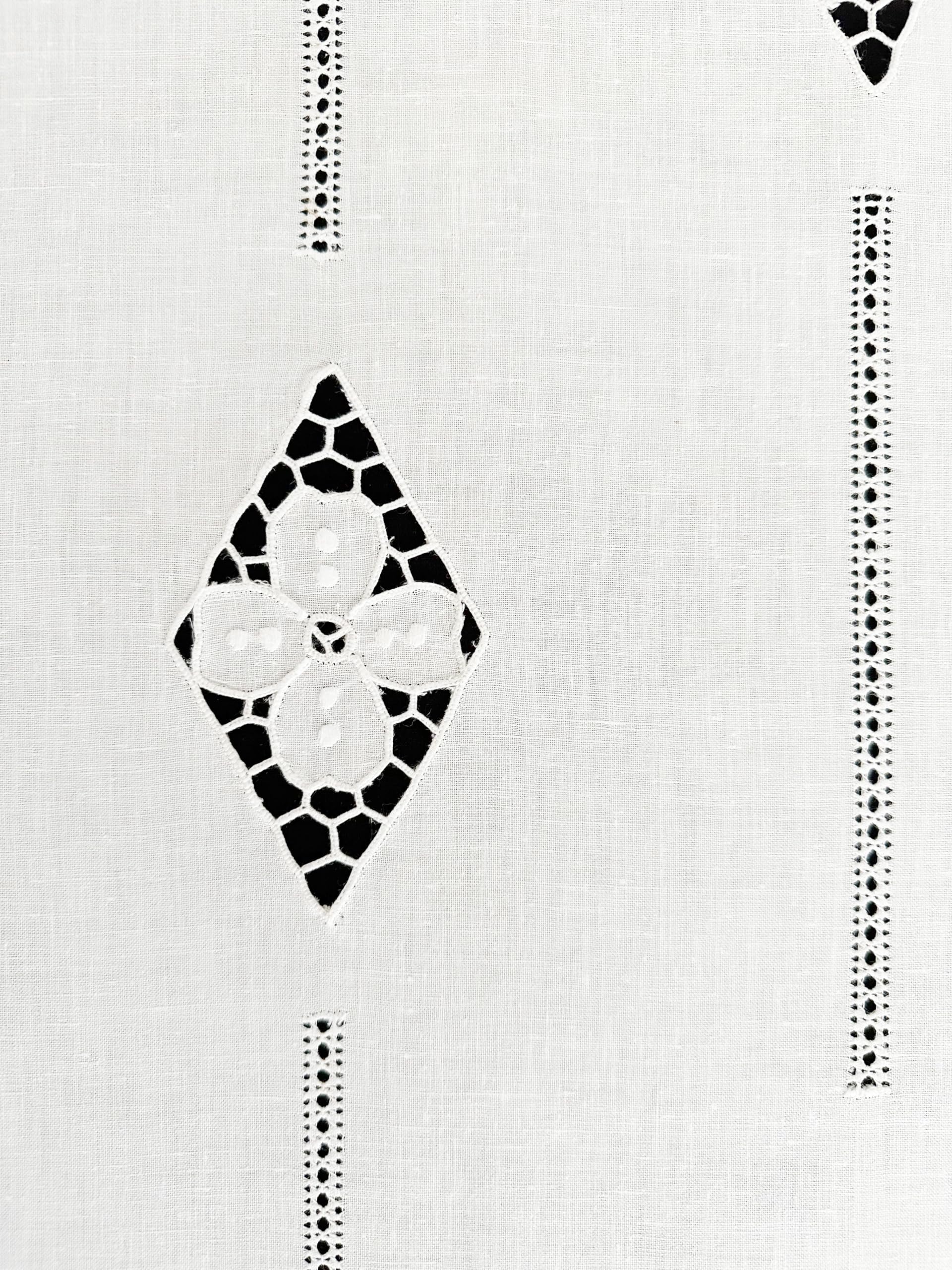 Zenoni & Colombi Paire de rideaux brodés à la main Scilla fabriqués en Italie, mélange lin, différentes tailles (60 x 180)