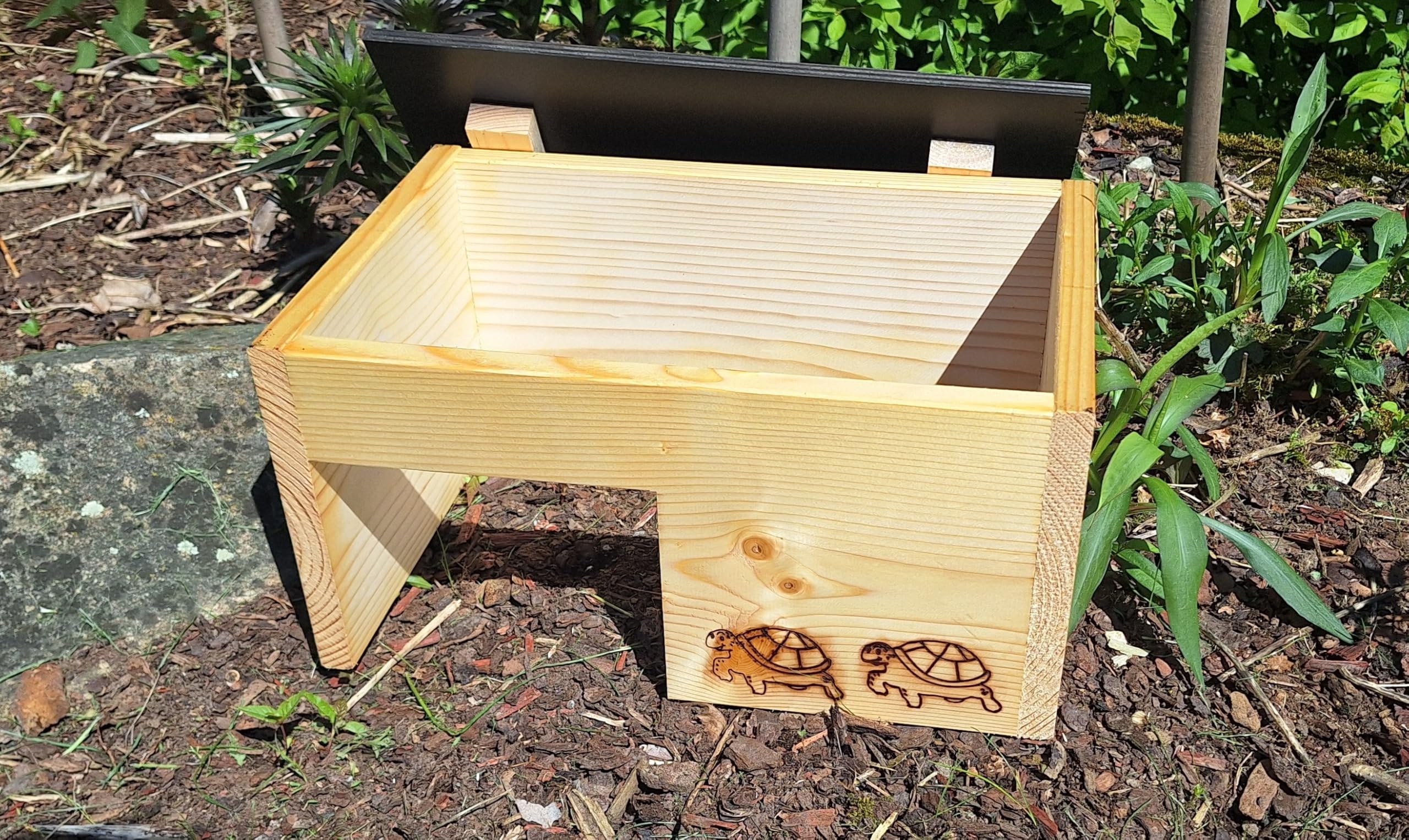 Caseta para tortugas de alta calidad (SH8) barnizada de madera maciza de 20 mm de grosor, resistente a la intemperie, para tortugas, resistente a la intemperie