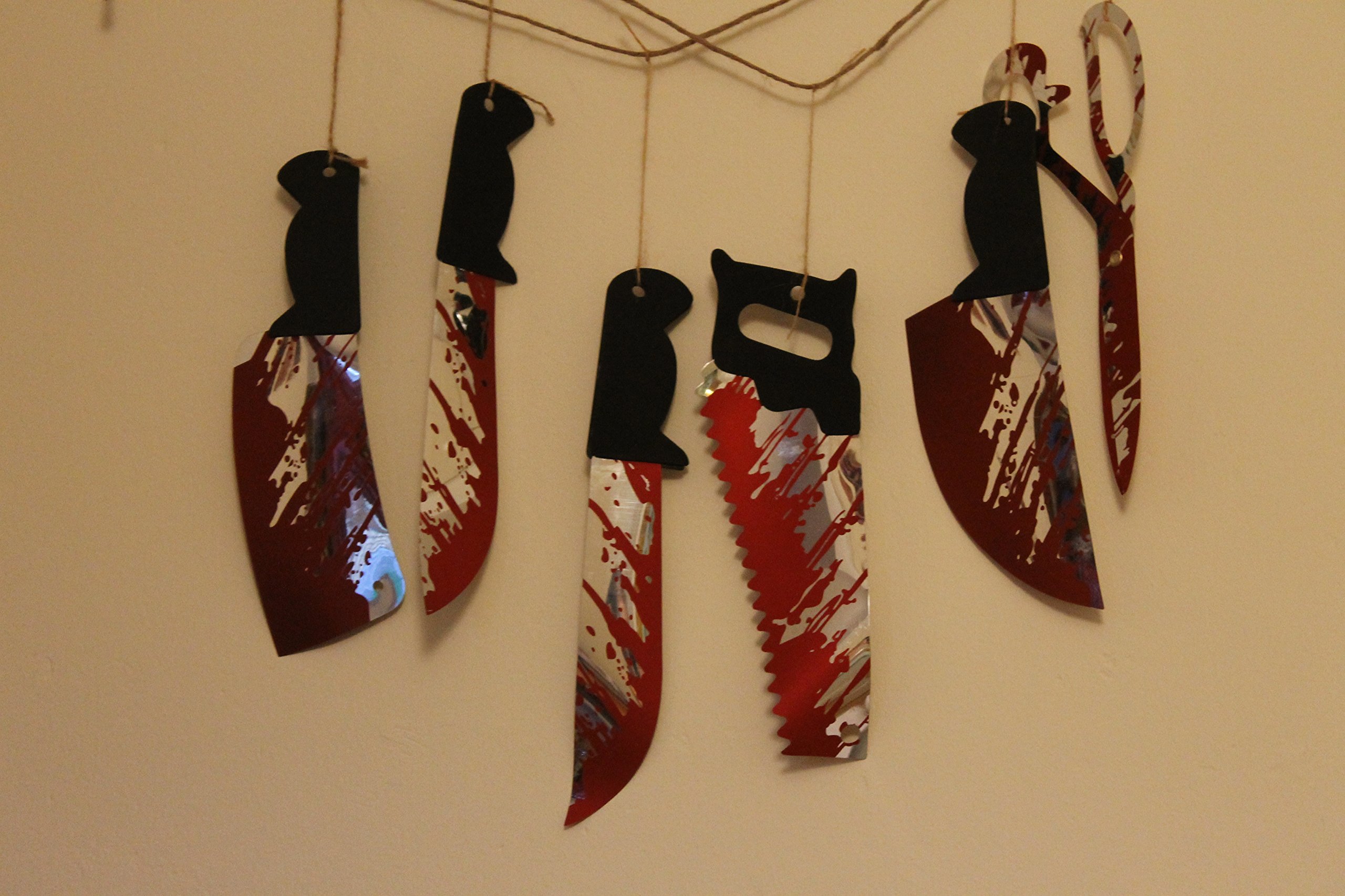 Itp 1.8M Hanging Knives Garland - 6Pc On String - Use In Windows, Walls, Fireplace, Etc -Halloween Bloody Weapons Prop Decoration Blood