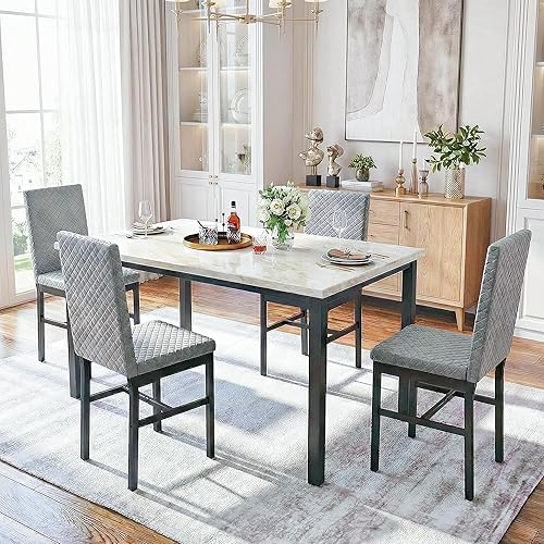 Hooseng Juego de mesa de comedor para 4 mesas de comedor de 5 piezas de mármol sintético con 4 modernas sillas tapizadas de terciopelo para espacios