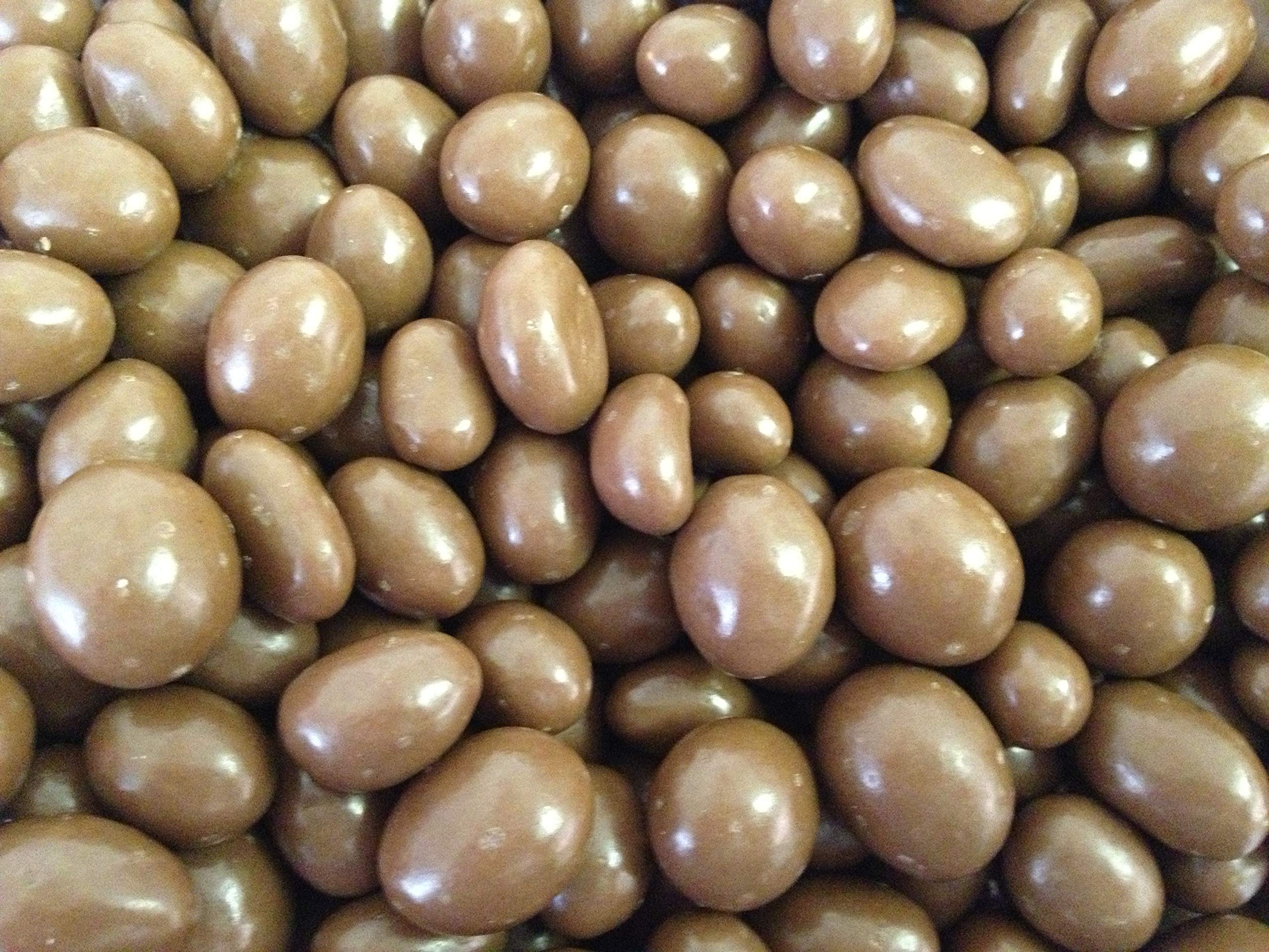 Chocolate Peanuts 500g Share Bag by The Gourmet Sweet Company