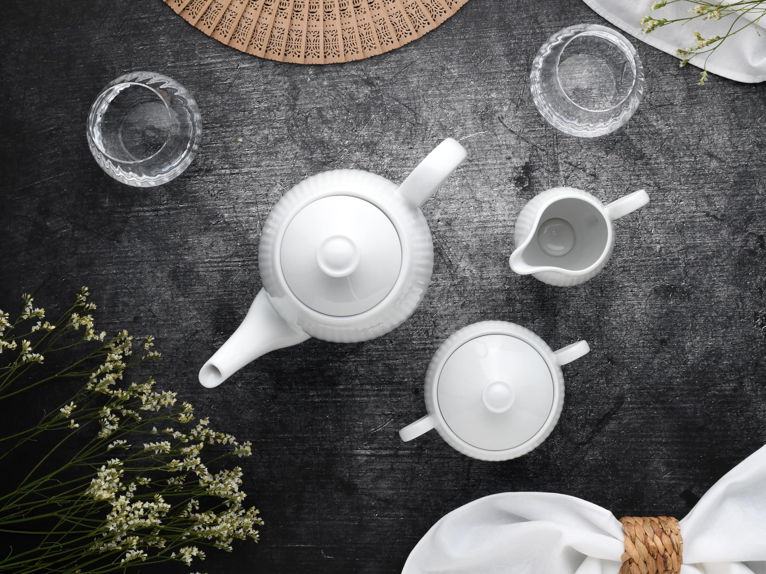 Creatable 21881 Set di stoviglie, Porcelain, Bianco