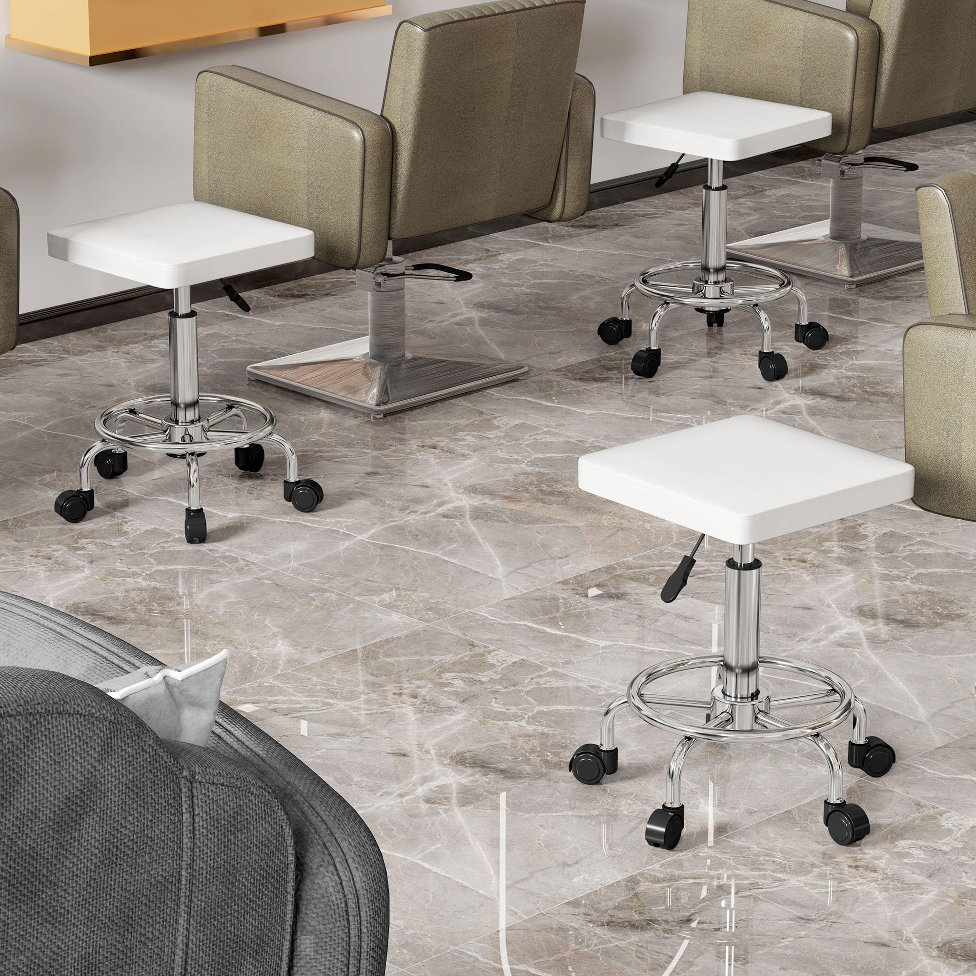 HOMCOM Taburete Giratorio Taburete con Ruedas Altura Regulable 50-66 cm Asiento Tapizado de Cuero Sintético Reposapiés para Salones y Talleres Blanco