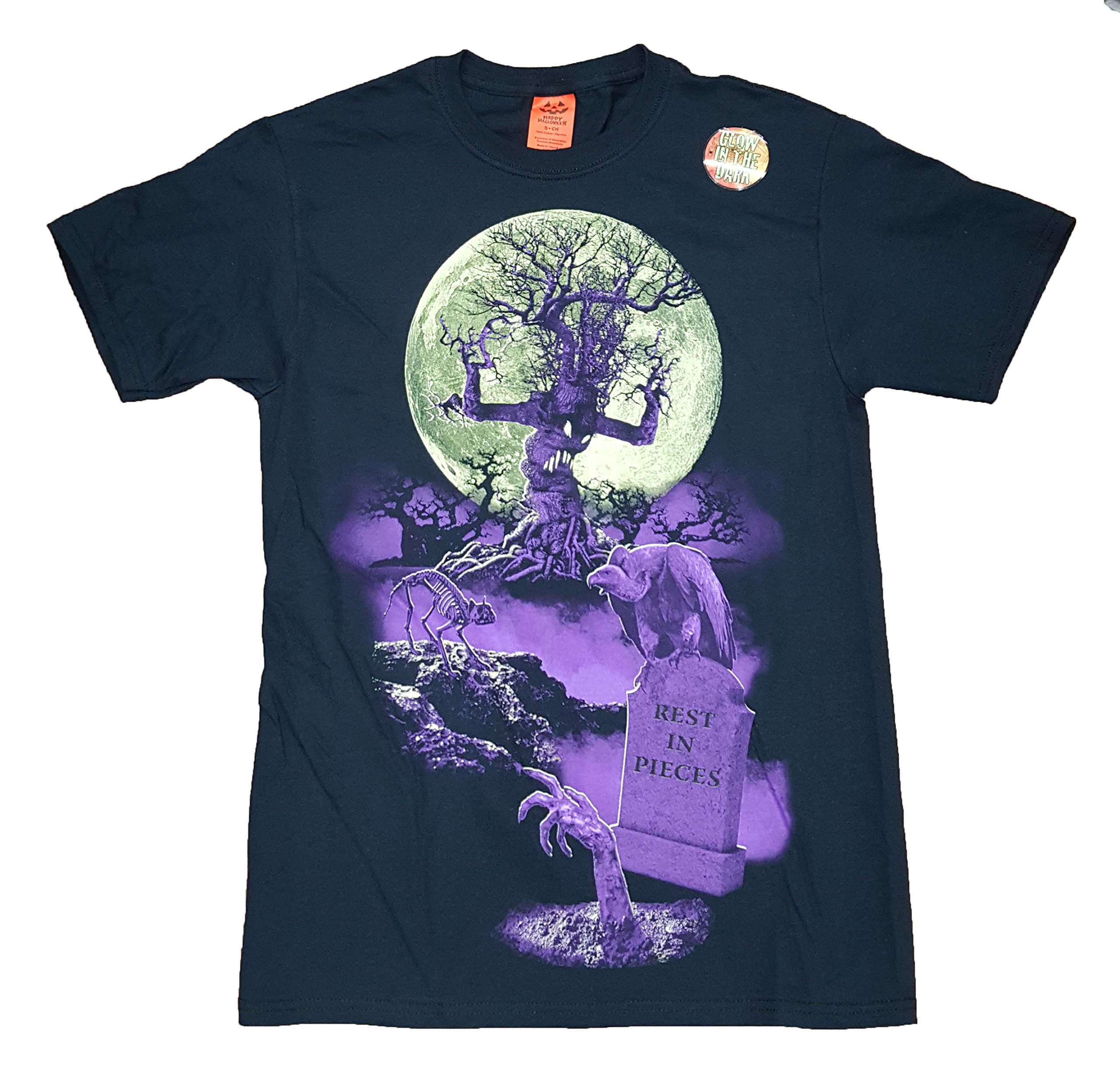 HalloweenHaunted Cemetery Graveyard Black Graphic T-Shirt