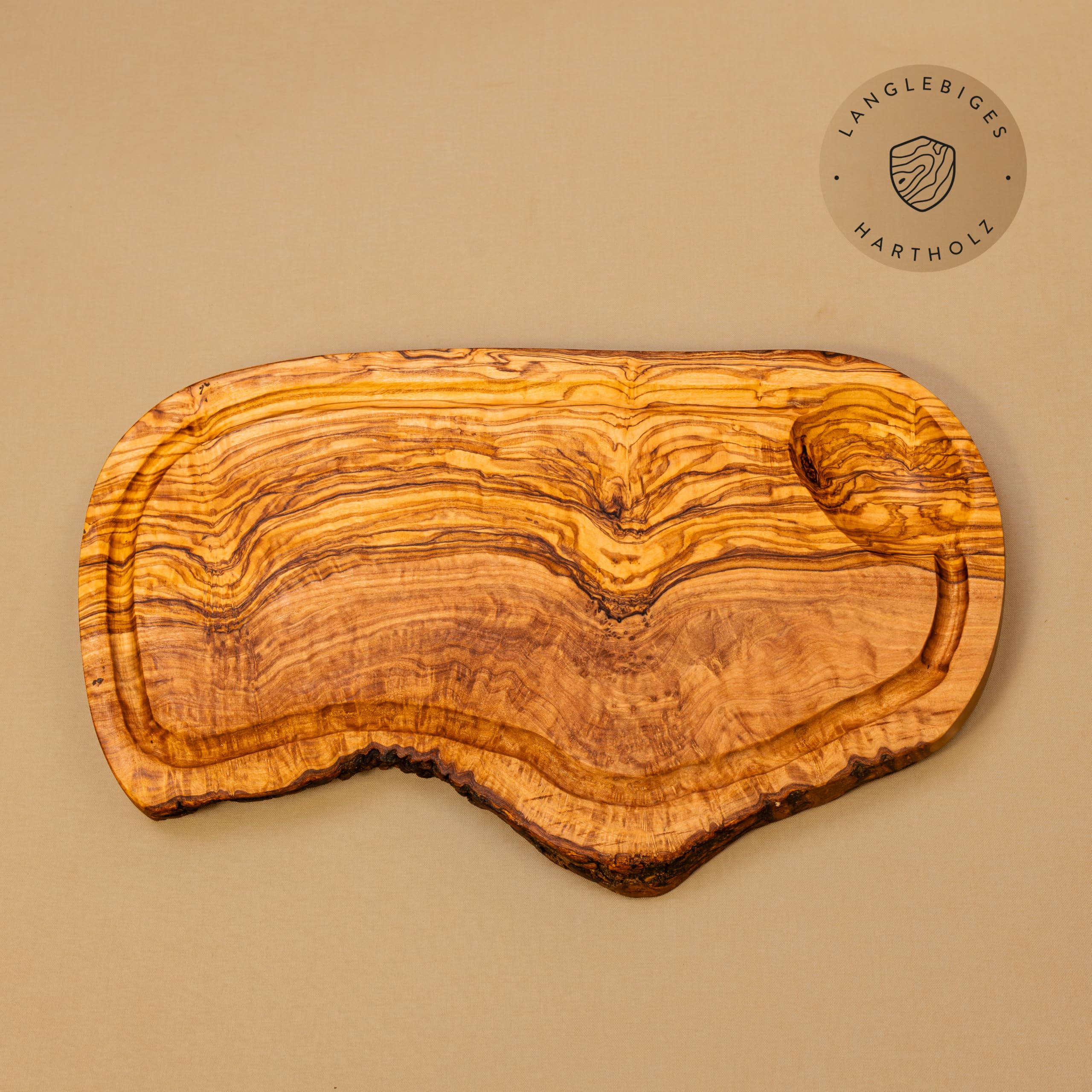 DAS OLIVENHOLZBRETT® Schneidebrett mit Saftrille Naturschnitt ca.40cm x20cm