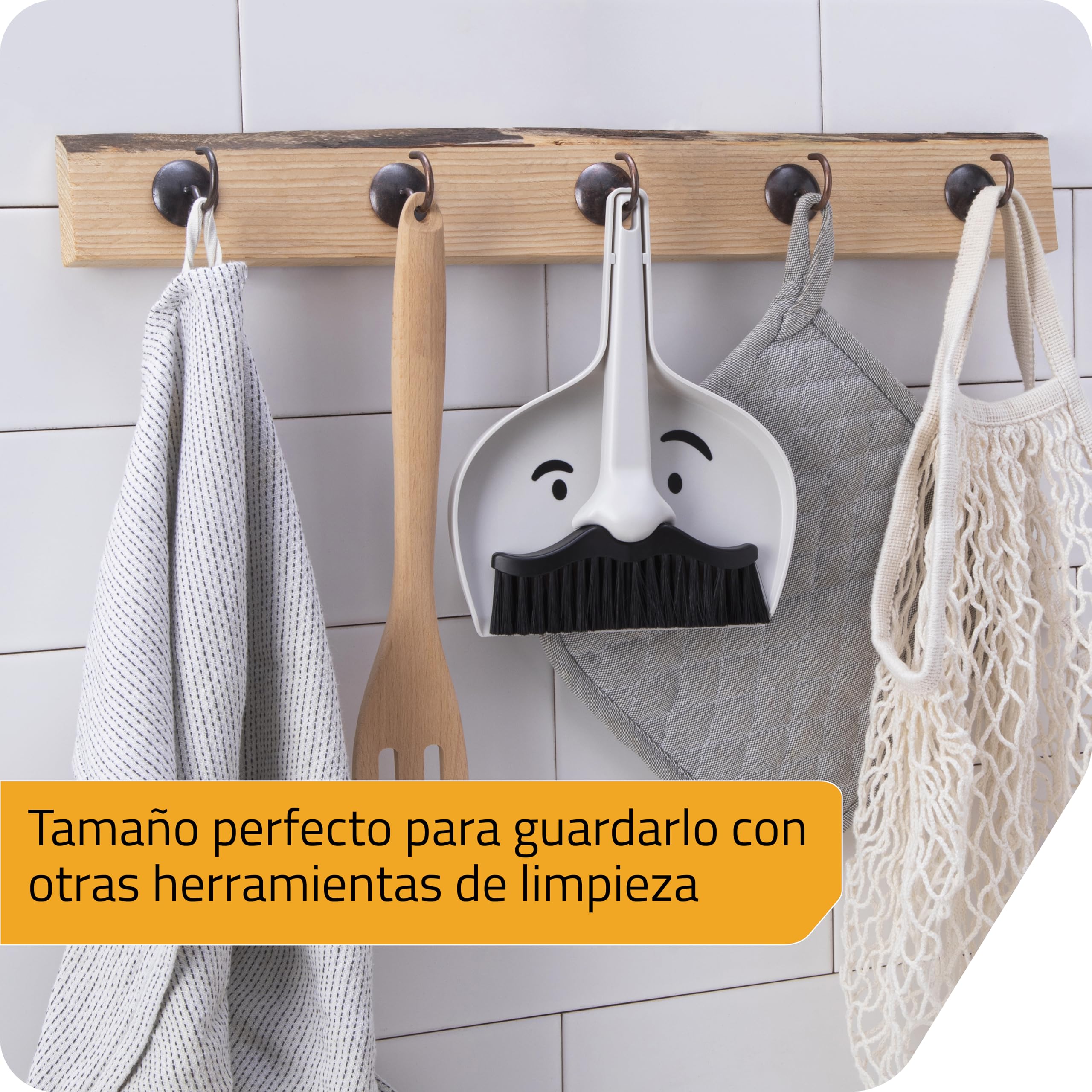 Peleg Design Dustache – Set de Recogedor y Cepillo con Estilo Bigote - Compacto y Portátil para Mesas, Escritorios, Coches, Mascotas y Niños