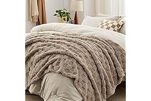 Dream Valley Queen Comforter Set: Cozy Comfort in a Luxurious Five-Piece Ensemble
