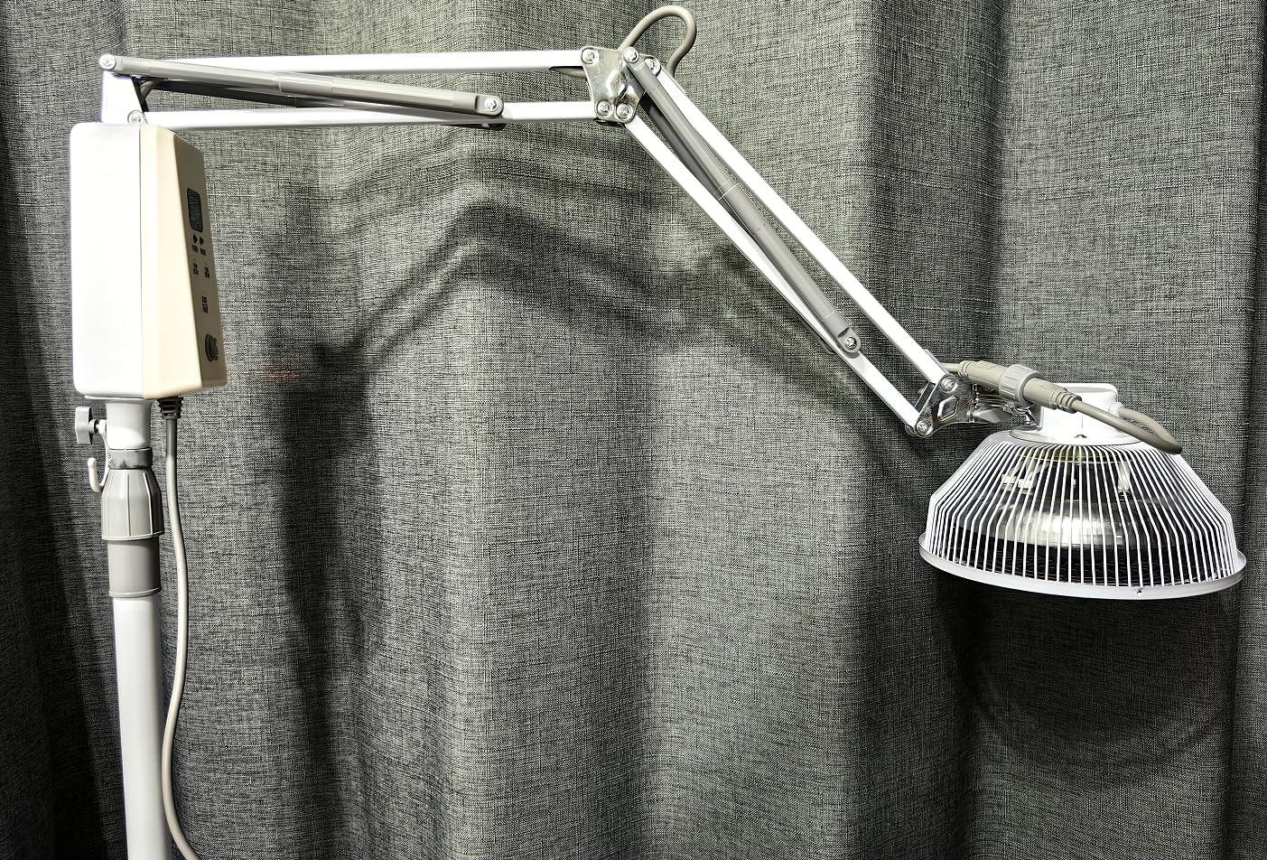 YUNCHI 275 Watt TDP e lampada a infrarossi per terapia con supporto, timer e telecomando, lampada per terapia a luce rossa per alleviare la schiena, il collo e le spalle