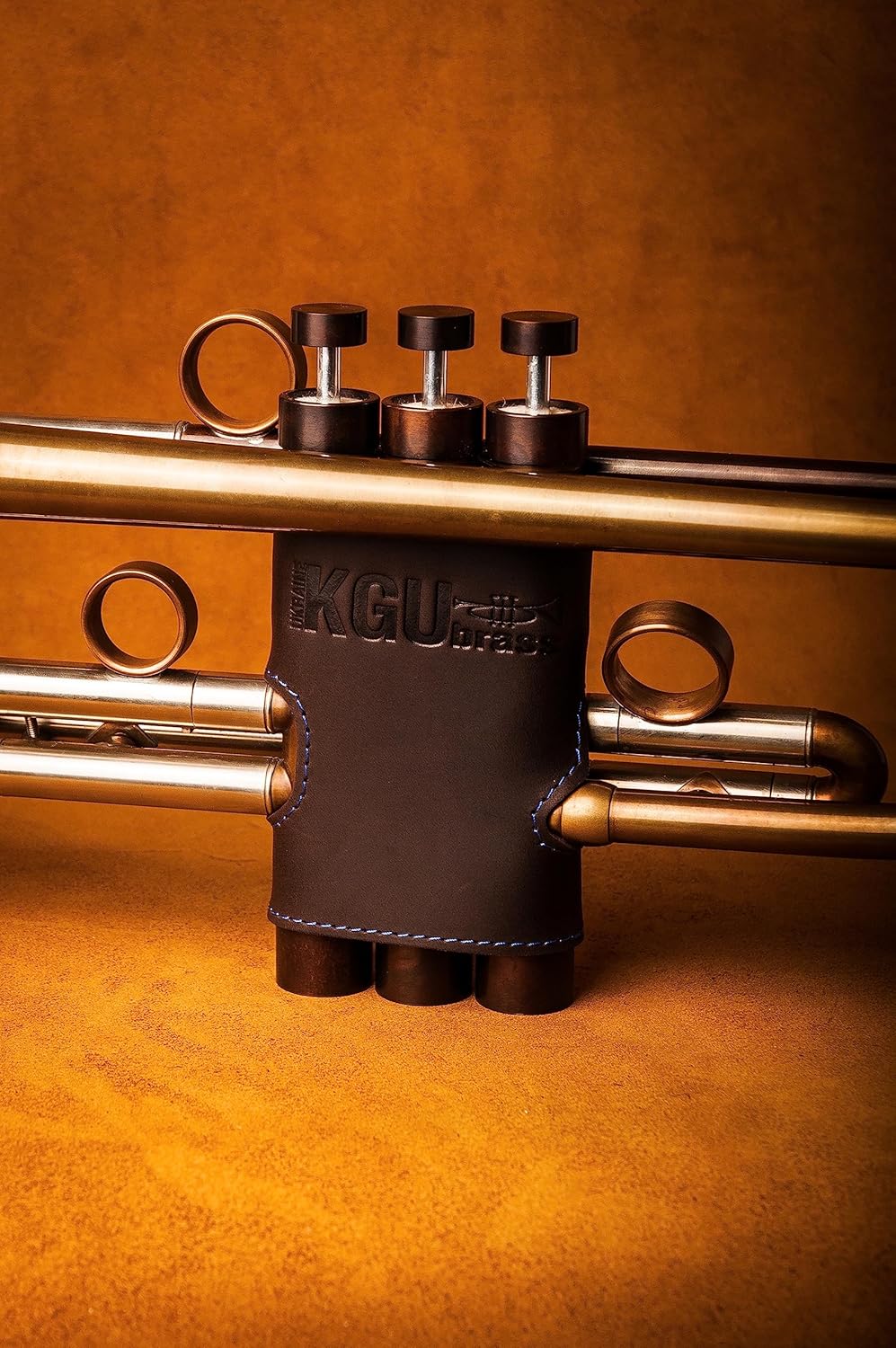 Trumpet valve guard by KGUBrass is the leather trumpet valve protector made of luxurious mild and thick material; use as protection from corrosion, scratches and stains (Brown (Blue thread))