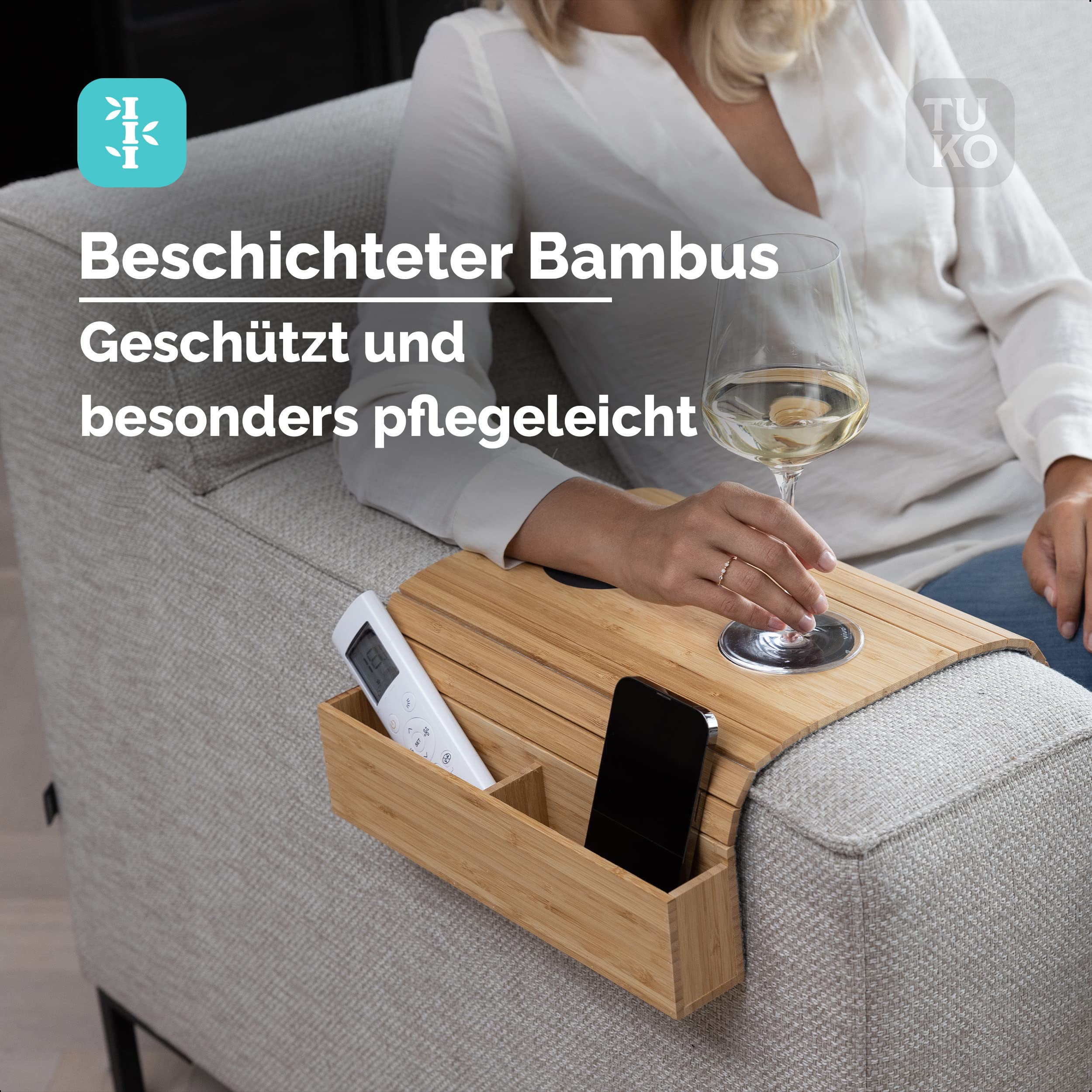 Tuko Sofatablett Armlehne Flexibel Bambus mit Getränkehalter & Fächern - Premium Sofa Ablage Sofabutler Holztablett Sofa Tablett Butler Auflage Tisch Couch Ablage Lehne für Sofalehne - Natur