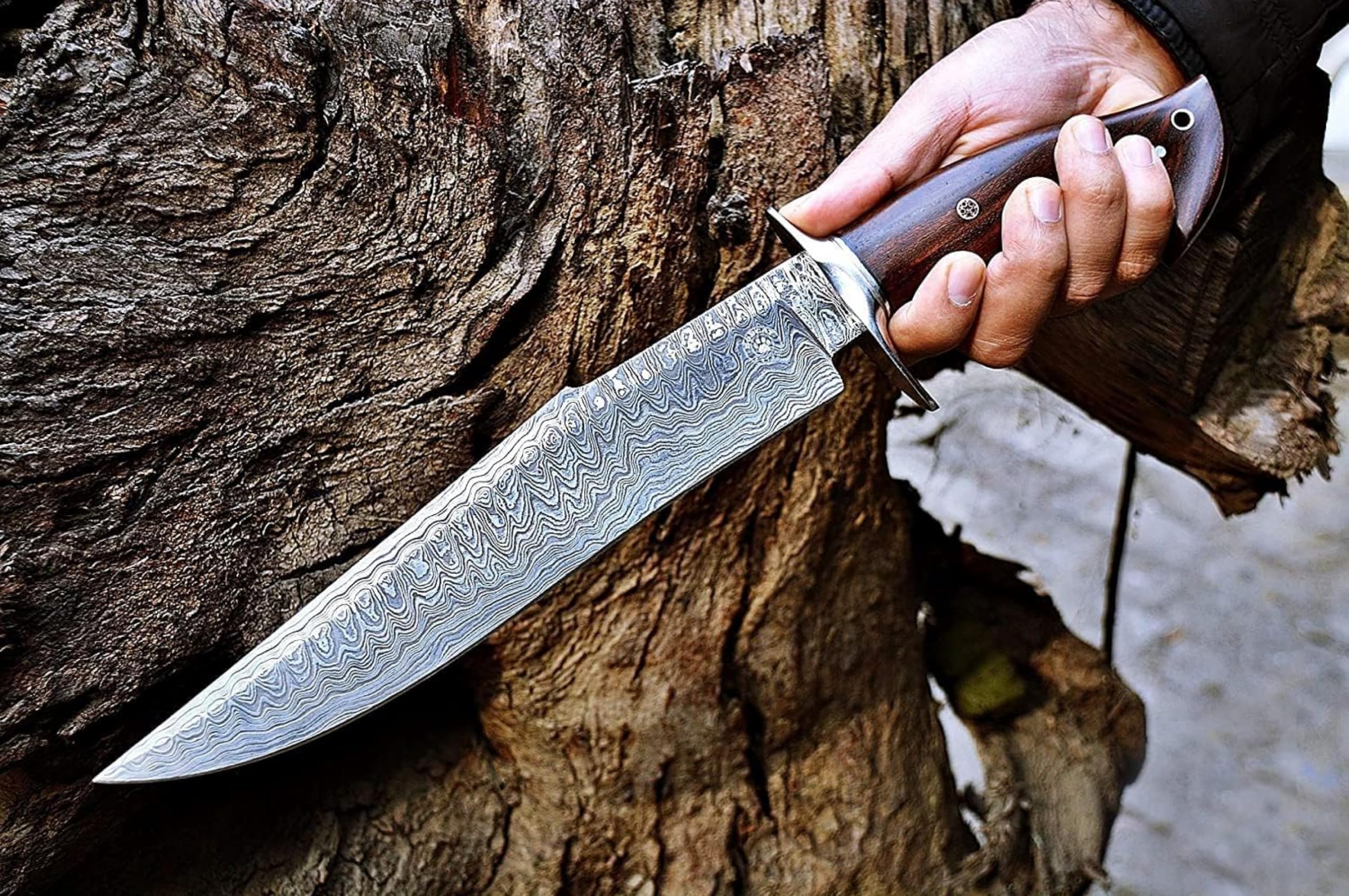 BIGCAT ROAR Cuchillo de caza de Damasco hecho a mano - 38 cm Hoja fija con funda y mango de nogal
