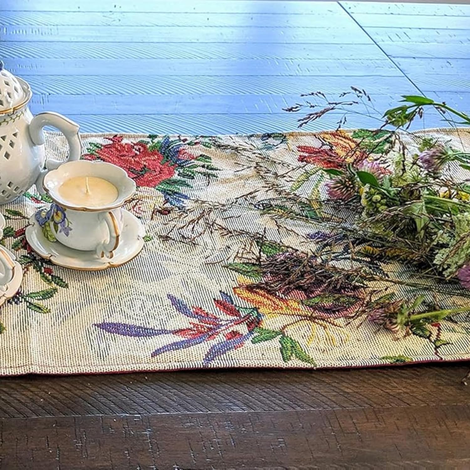 DaDa Bedding Elegant Floral Blue Roses Tapestry Table Runner - Tropical Paradise Exotic Botanical Flowers Birds Nature Garden Berries - Multi-Colorful Linen Woven Kitchen Dining Mats - 13" x 90"