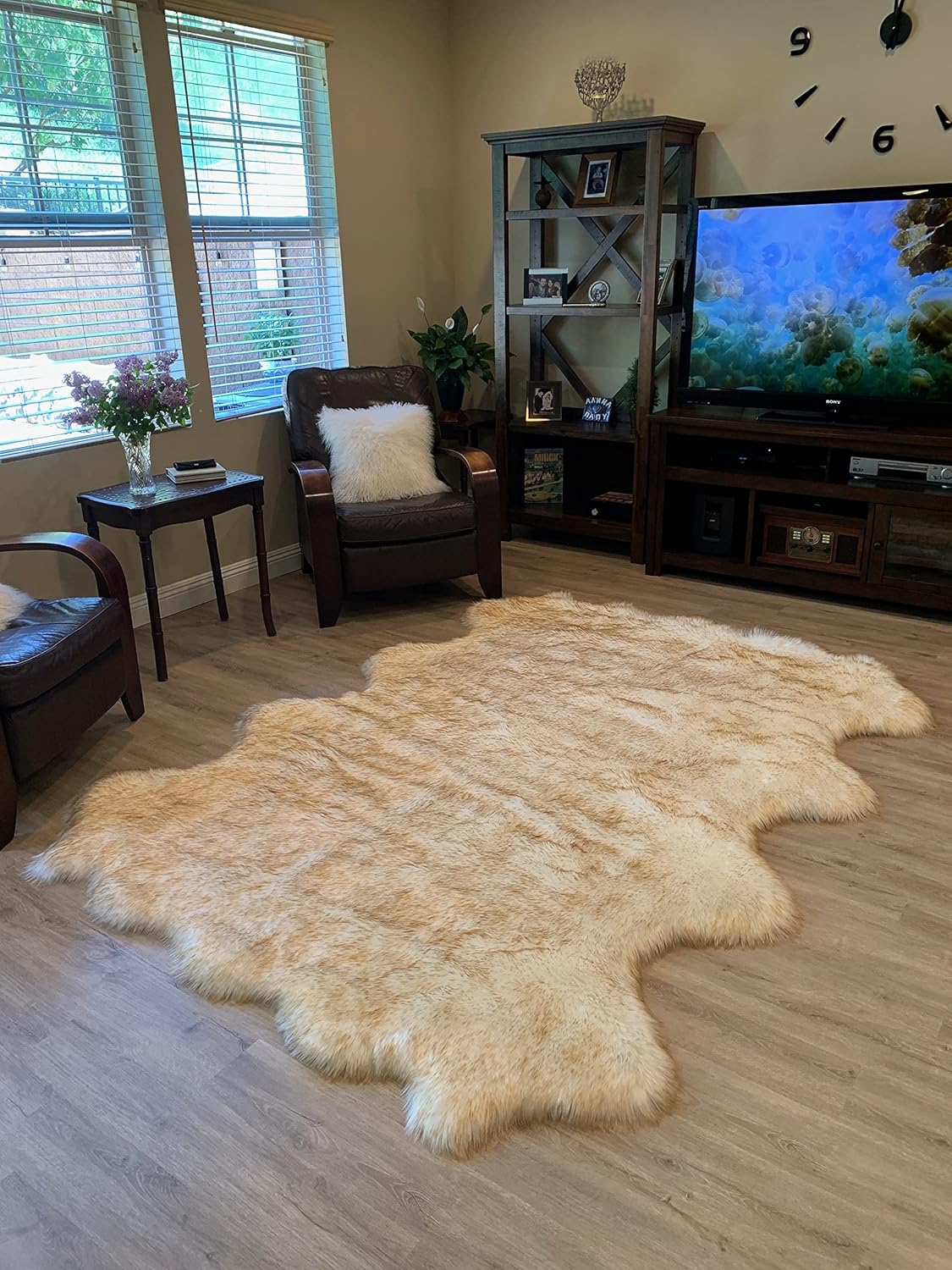 LAMBZY Faux Sheepskin Super Soft Hypoallergenic Silky Shag Rug for Living Room, Kids Room, Sofa (Octo 8 Pelts 6'x8', White/Brown Tips)