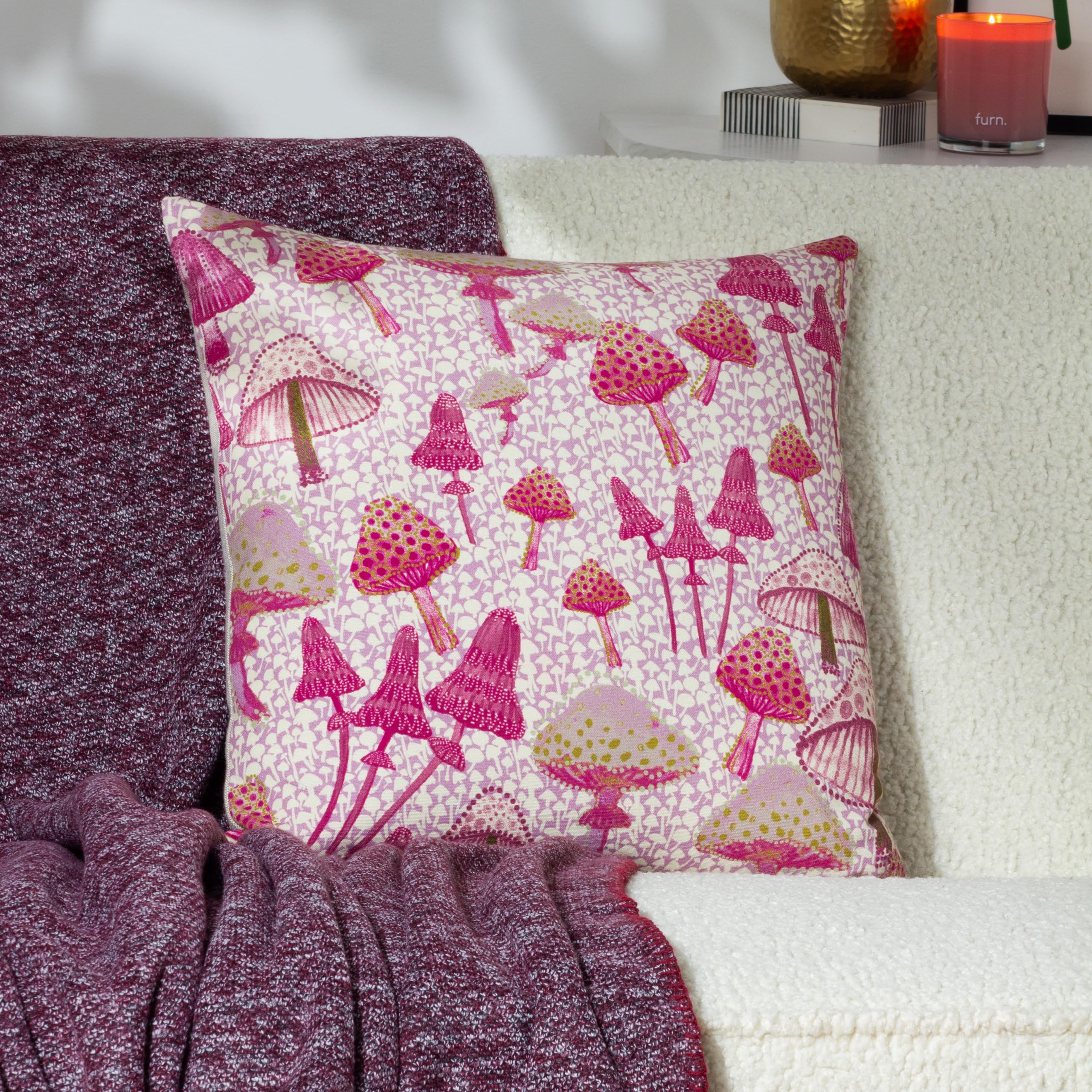 furn. Mushroom Fields Abstract Feather Rich Filled Cushion