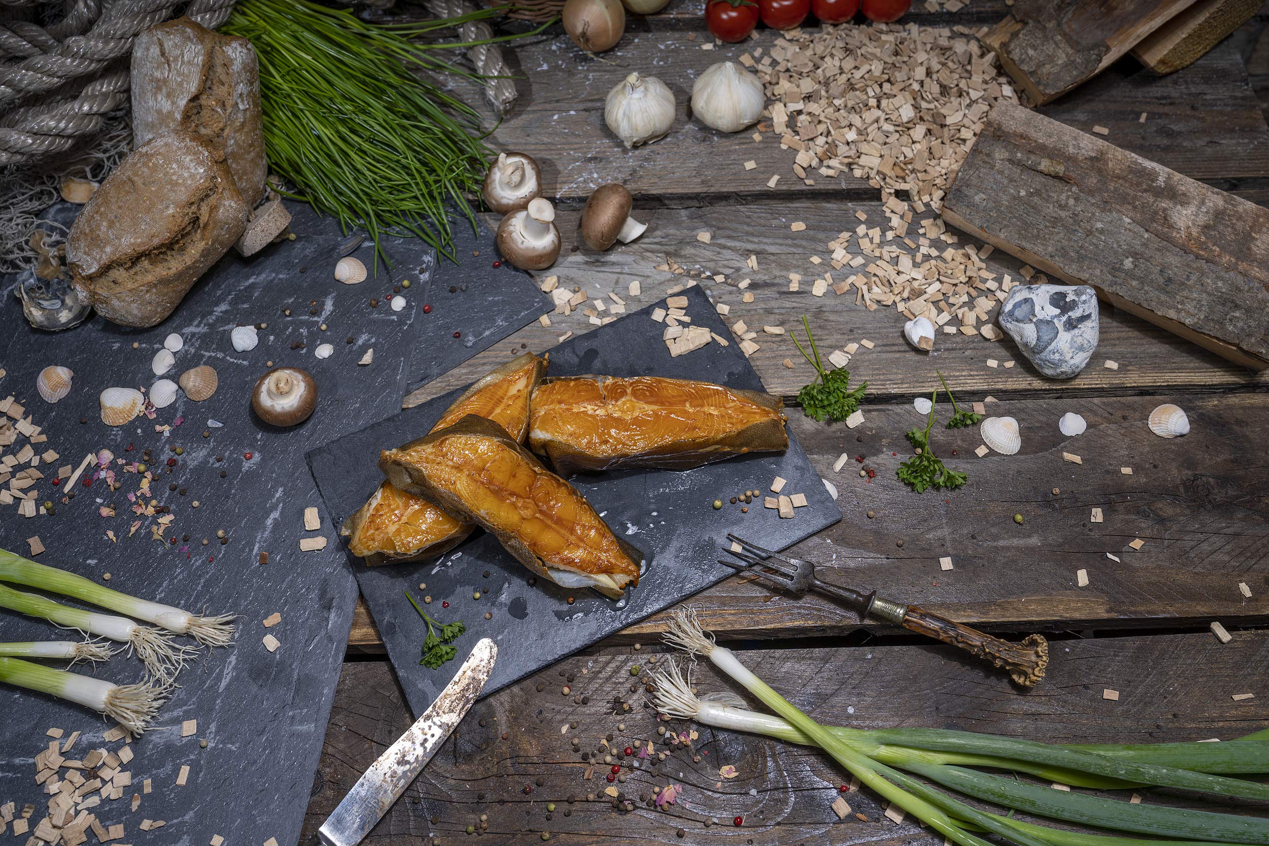 GreetFish Heilbutt (Mittelstück), Heilbutt über Buchenrauch geräuchert, Mittelstück, 500g (2-3 Stück)
