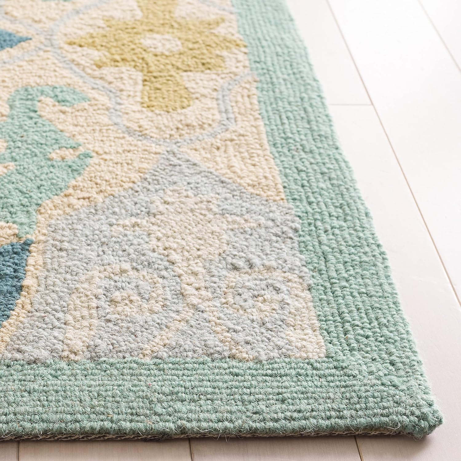 SAFAVIEH Chelsea Collection Runner Rug - 2'6" x 8', Multi, Hand-Hooked French Country Wool, Ideal for High Traffic Areas in Living Room, Bedroom (HK725A)