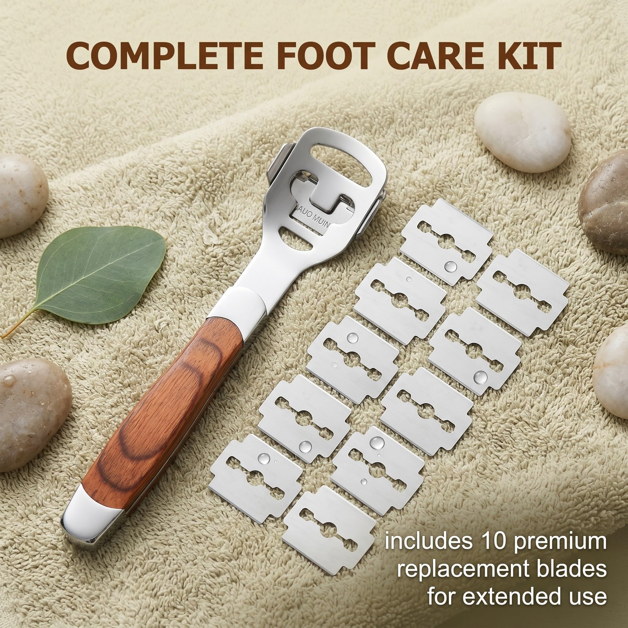 1 Kit per Pedicure con 10 Lame, Raschietto per Rimuovere Calli e Pelle Morta, Manico in Legno, Kit per la Cura dei Piedi Professionale, Rimuove Calli e Duroni, per Cura Personale e Salone