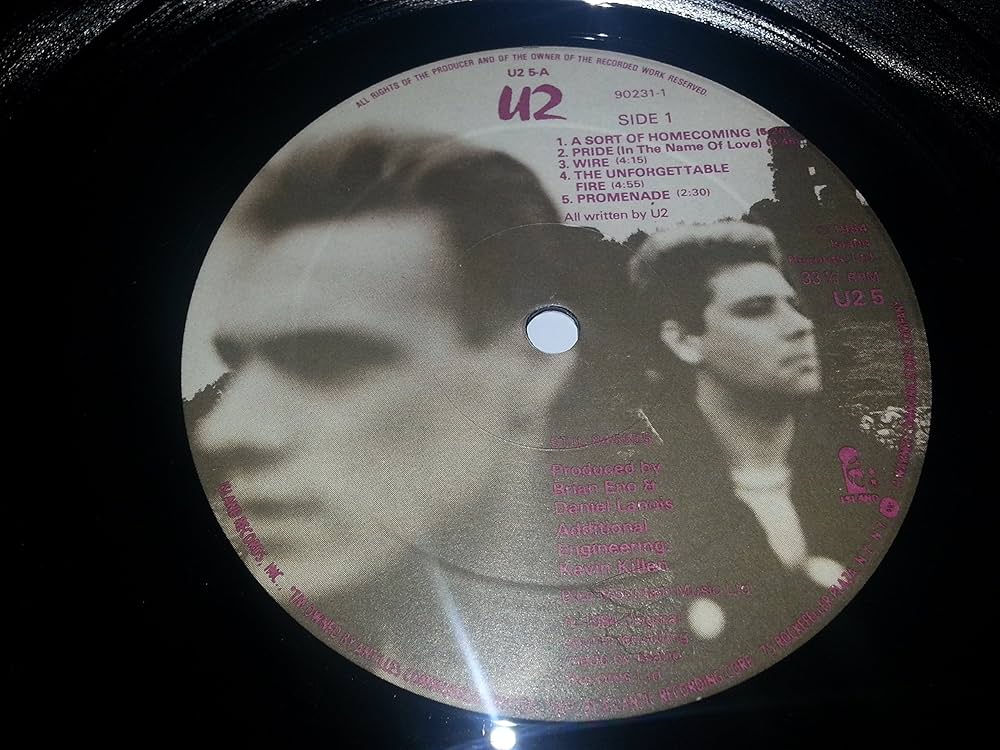 Amazon.co.jp: The Unforgettable Fire: ミュージック