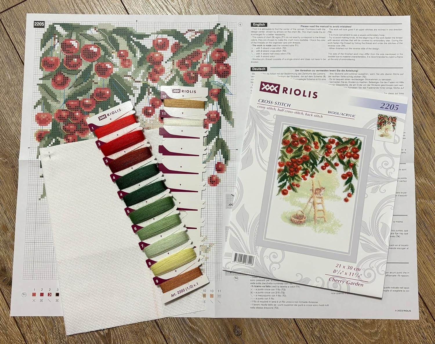 RIOLIS Counted Cross Stitch kit 2205 Cherry Garden