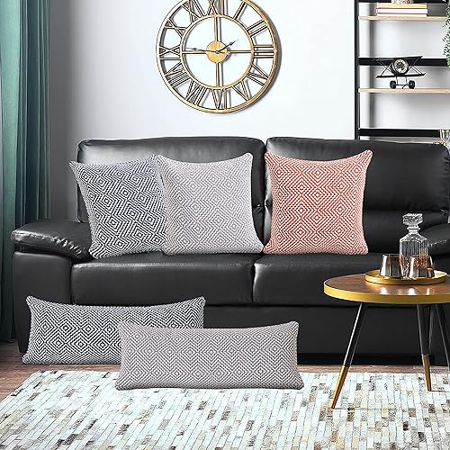 Miniatura 10 de LR Home Diamond Delight - Almohada lumbar geométrica, color azul y blanco