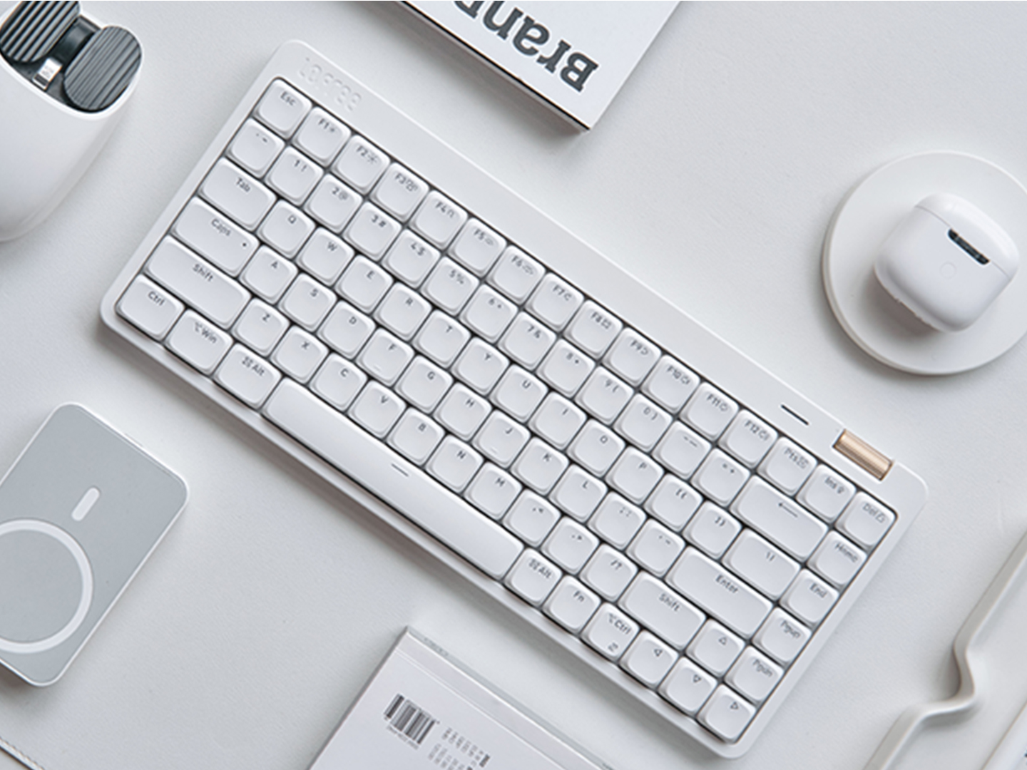 Sofle ロープロファイル 無線 Bluetooth 完成品 ホワイト Sofle ロープロファイル分割キーボードキットデュアルモード Bluetooth