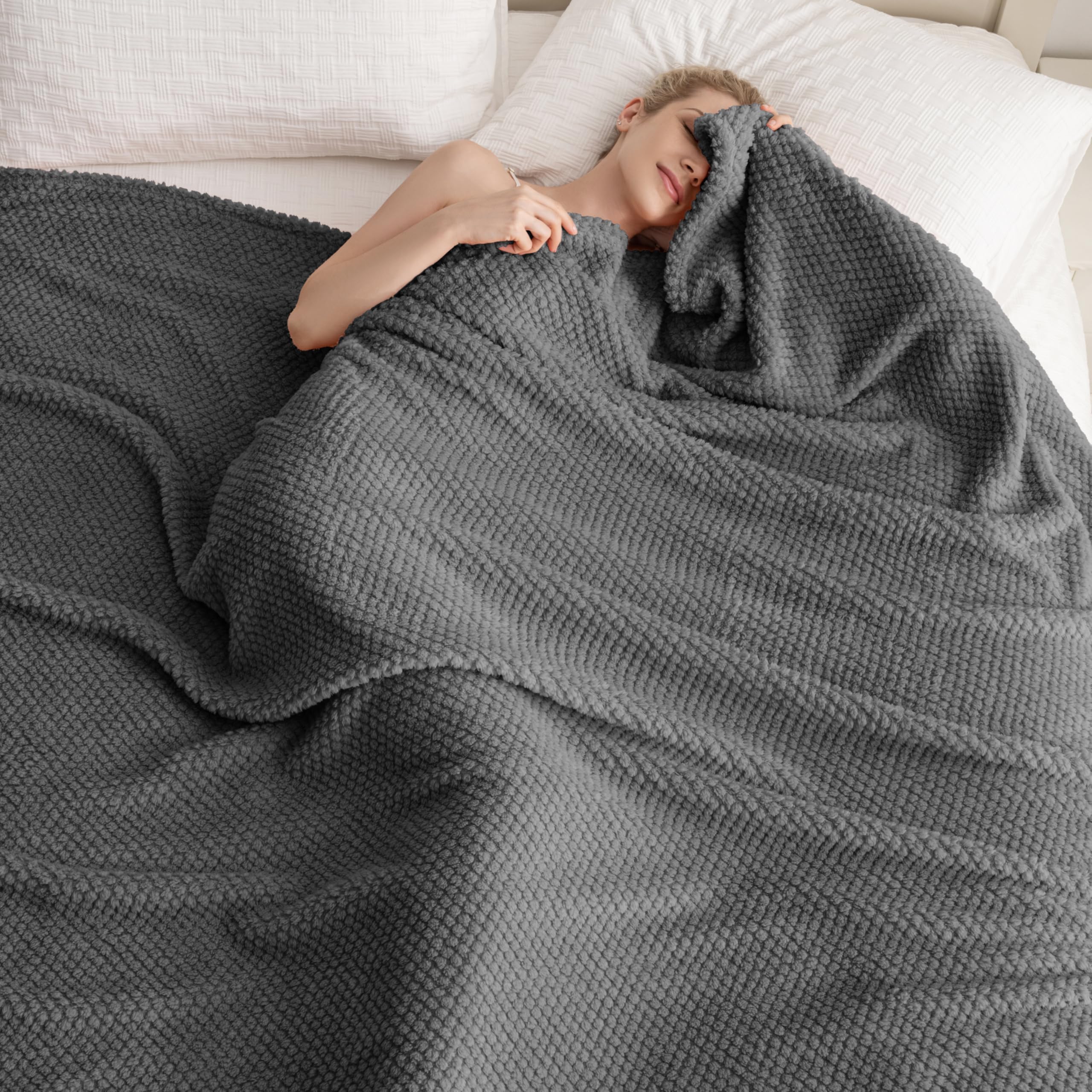 Dark Grey 300GSM Super Soft Small Throw Blanket for Couch Sofa Bed Cozy Blankets for Women Girls Cute Fleece Fluffy Blanket for Aesthetic Home Decor 40x50