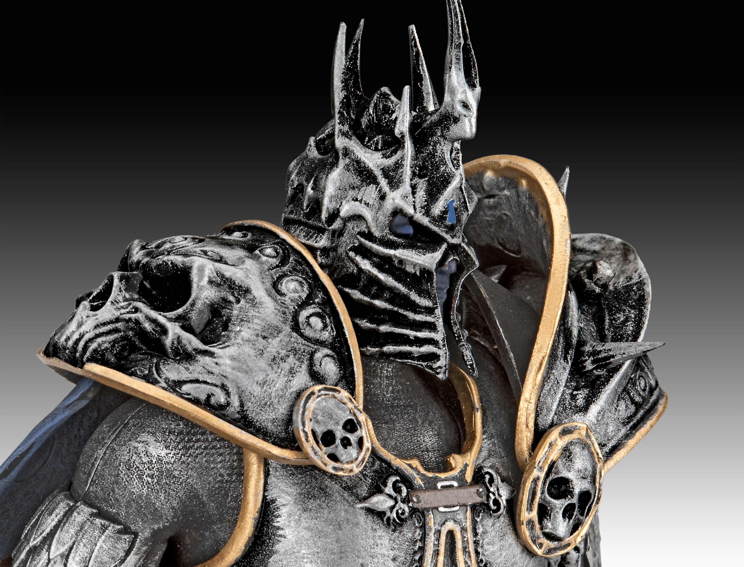 Revell Coffret cadeau 03515 Le Roi Lich : World of Warcraft Échelle 1:16 Kit Maquette Plastique Non Construite avec Accessoires
