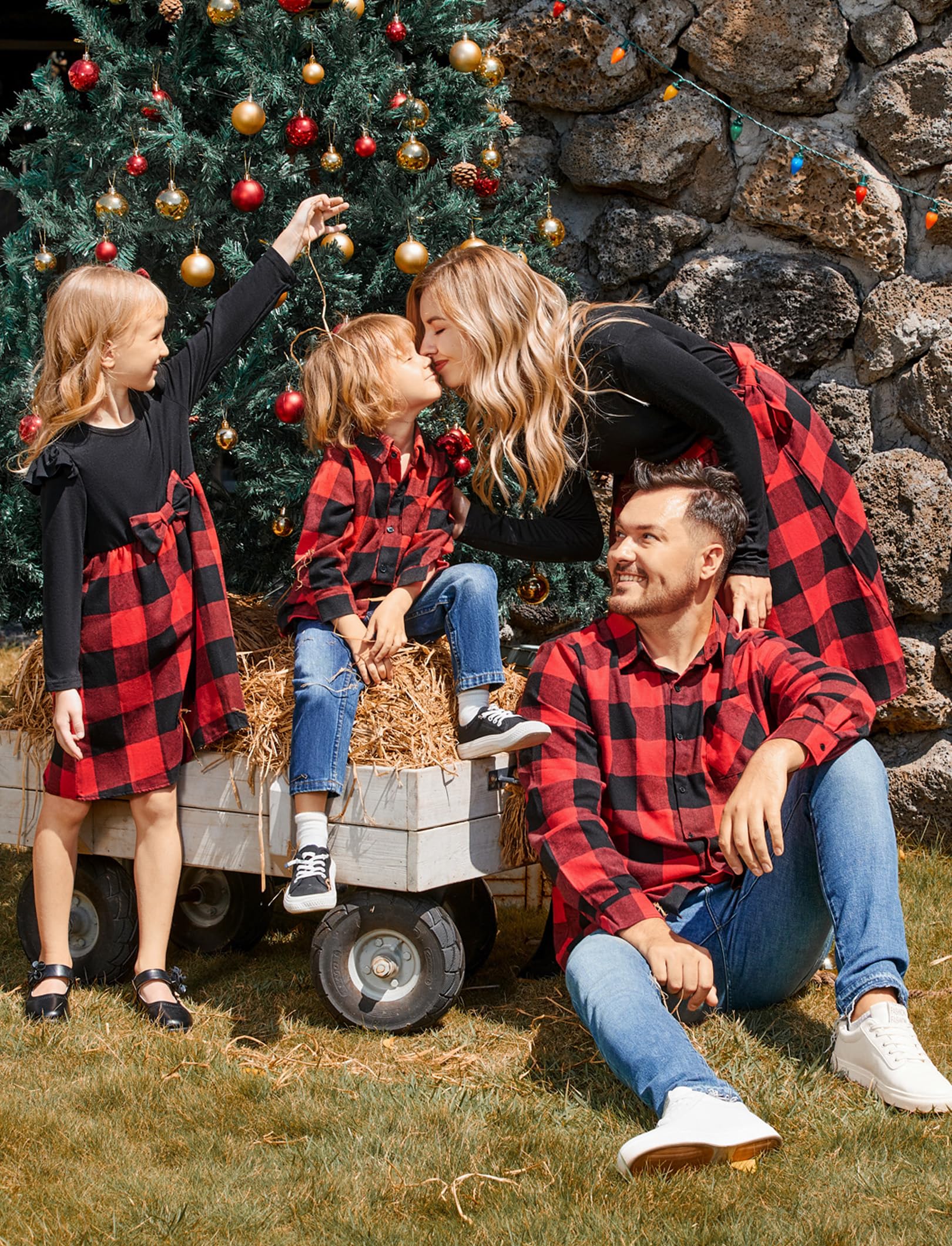PATPAT Abito per la Famiglia in Stile Classico a Quadri, Completo Madre-Figlia/Padre-Figlio con Vestito e Camicia, Look Coordinato per Adulti e Bambini, Perfetto per Ritratti di Famiglia, Viaggi