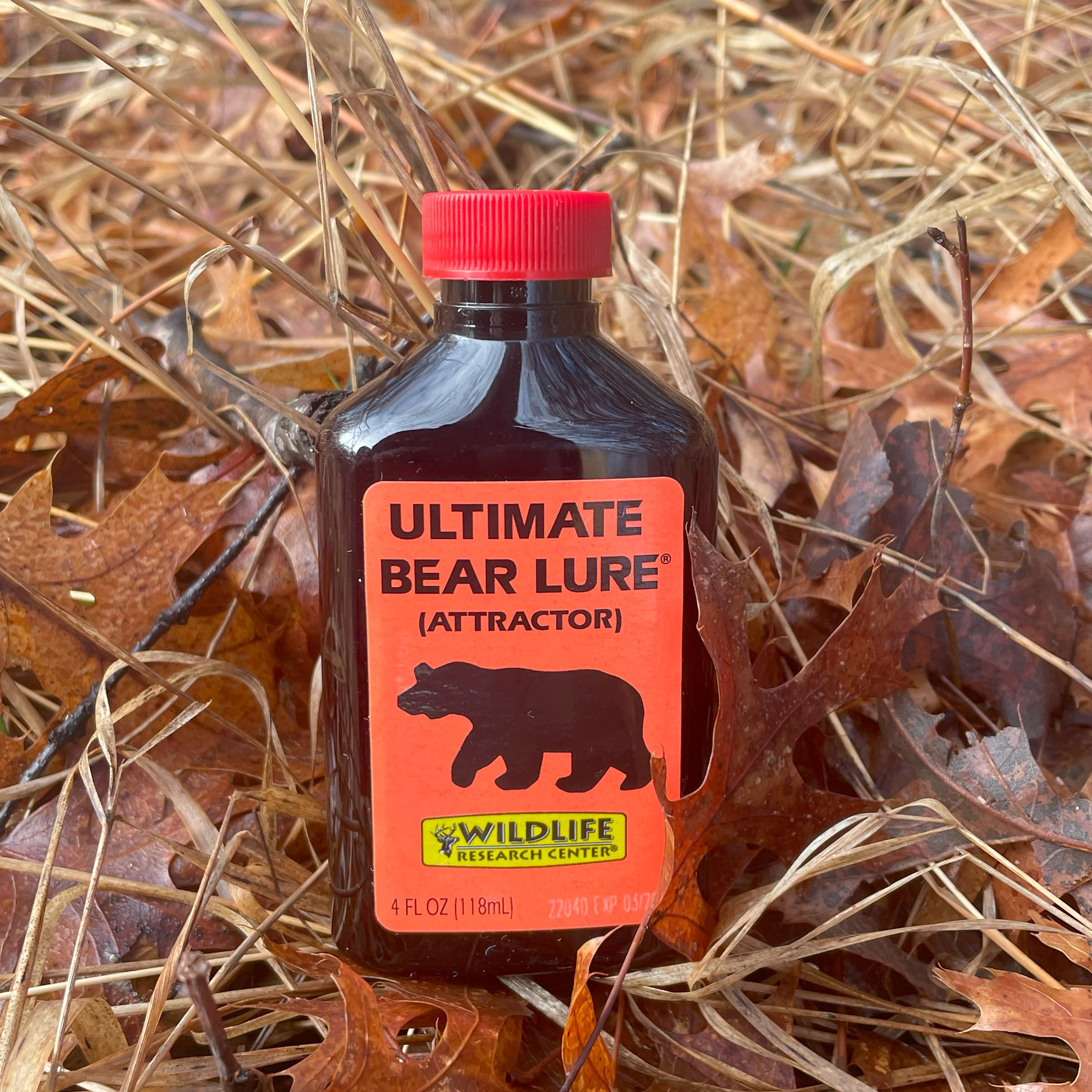 Wildlife Research 100 Ultimate Bear Lure Bear Attractor (4-Fluid Ounce)