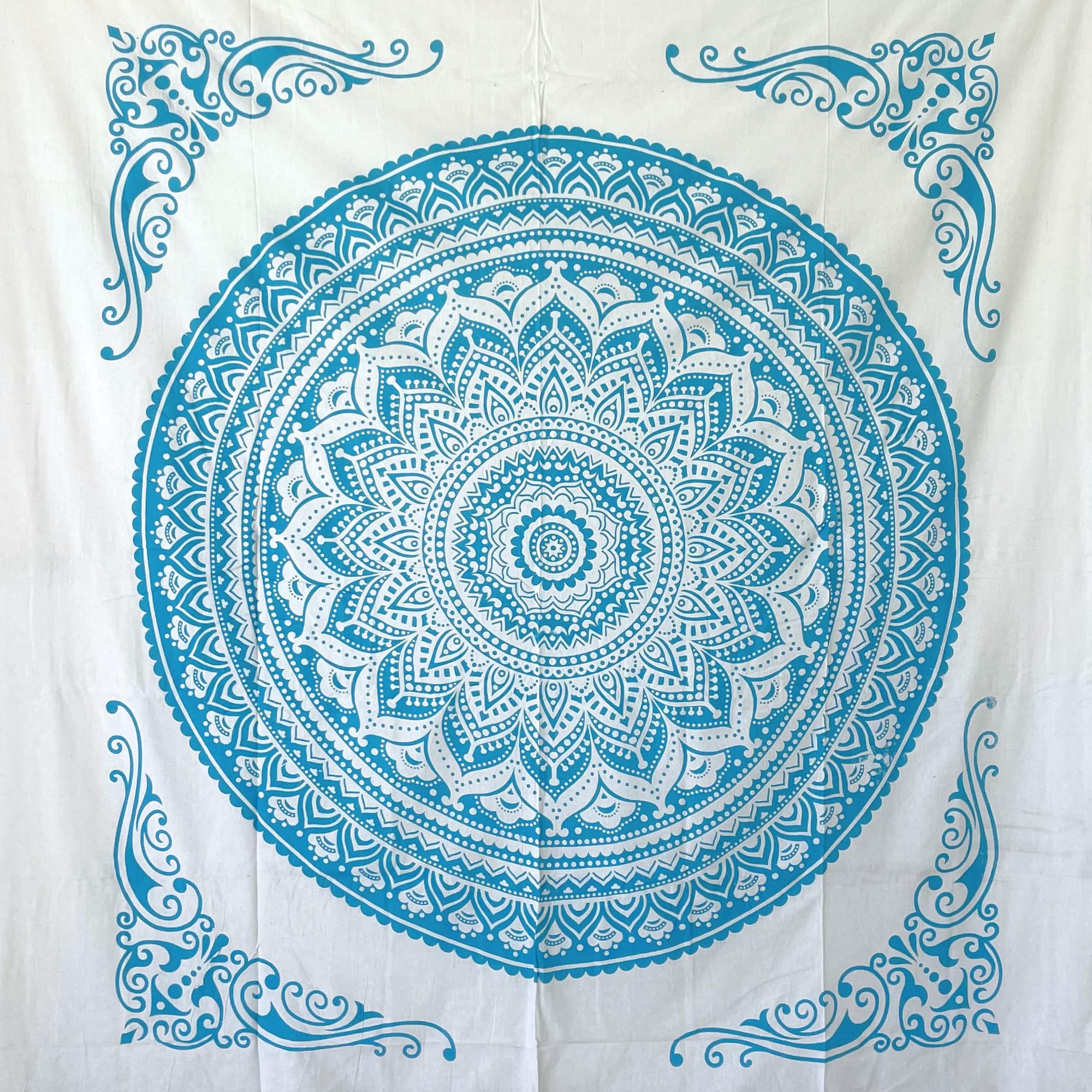MOMOMUS Toalla Mandala de Playa Grande con Flecos o Toalla Grande para la Playa, XXL y Antiarena - Ideal como Manta, Esterilla o Pareo para Suelo - Turquesa, 210x240 cm