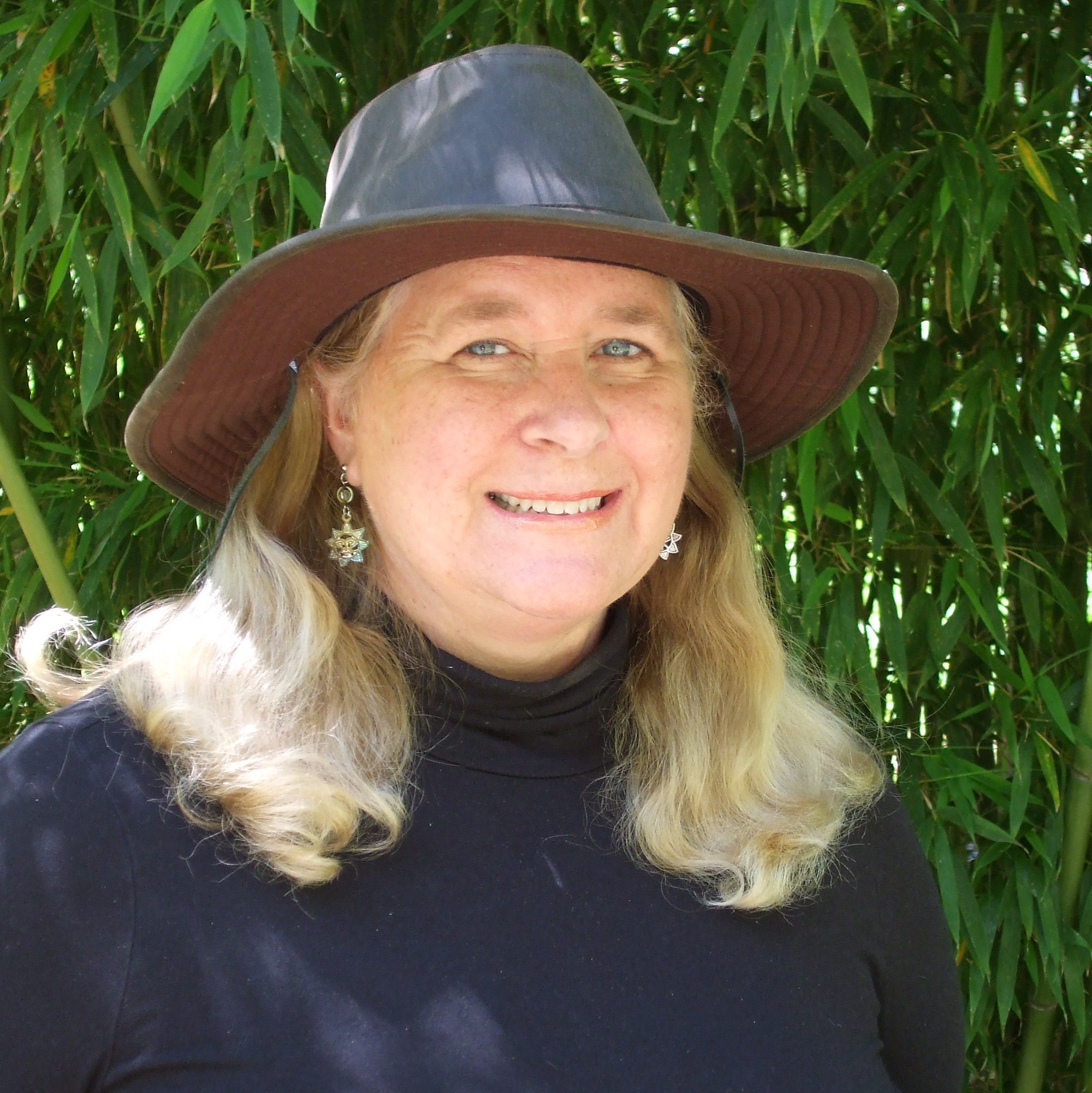 Amazon.com: Dixie M. Distler: books, biography, latest update