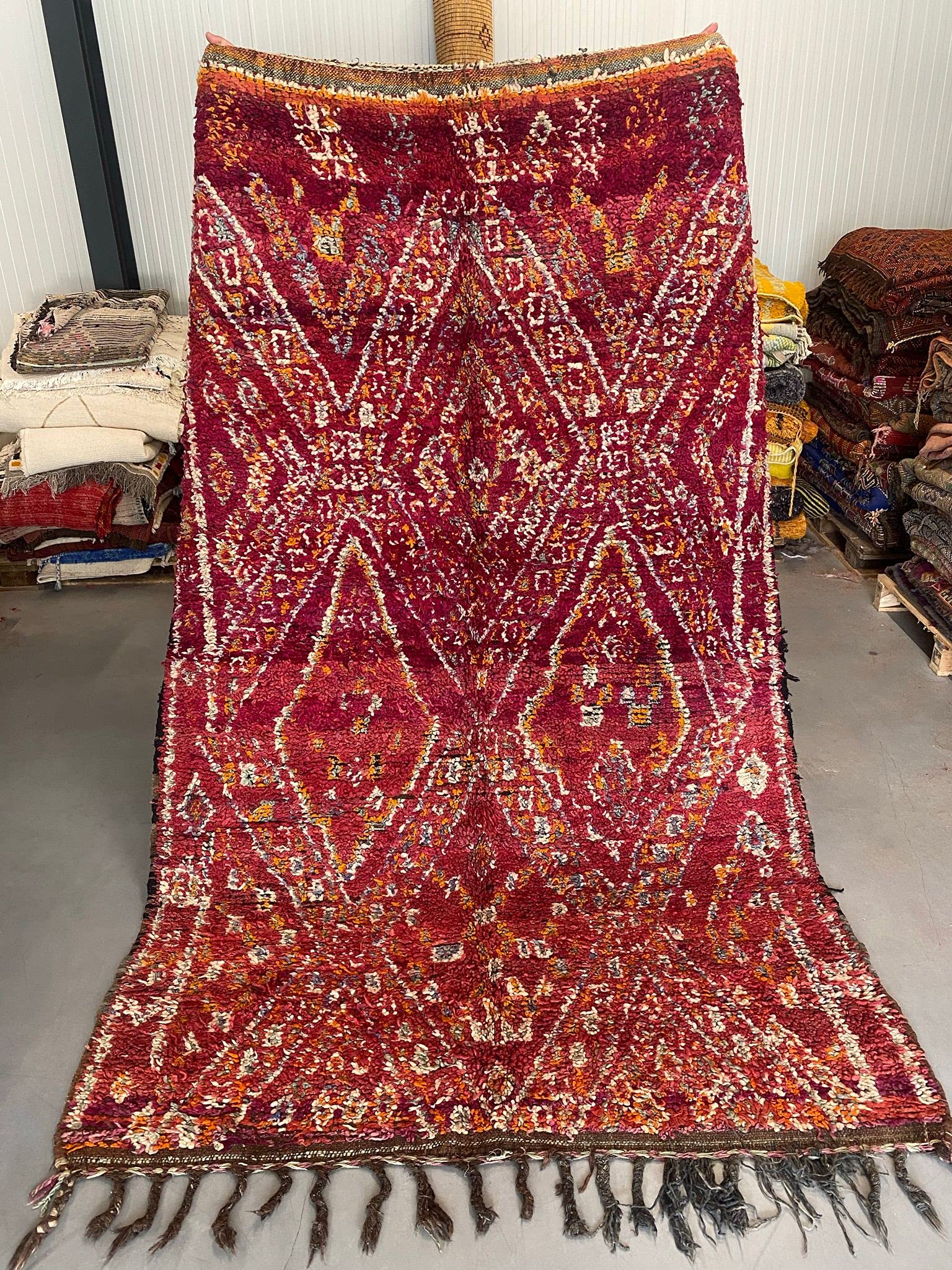 Beni Mguild Berber Tapis oriental – 100 % laine naturelle tissée à la main – Formes diamant – 275 x 175 cm